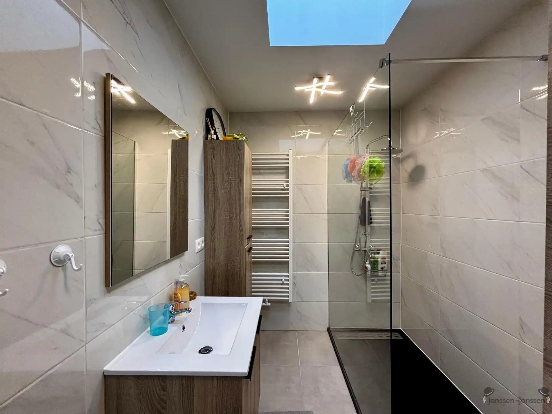Energiezuinige rijwoning met 3 slpkmrs + tuin foto 7