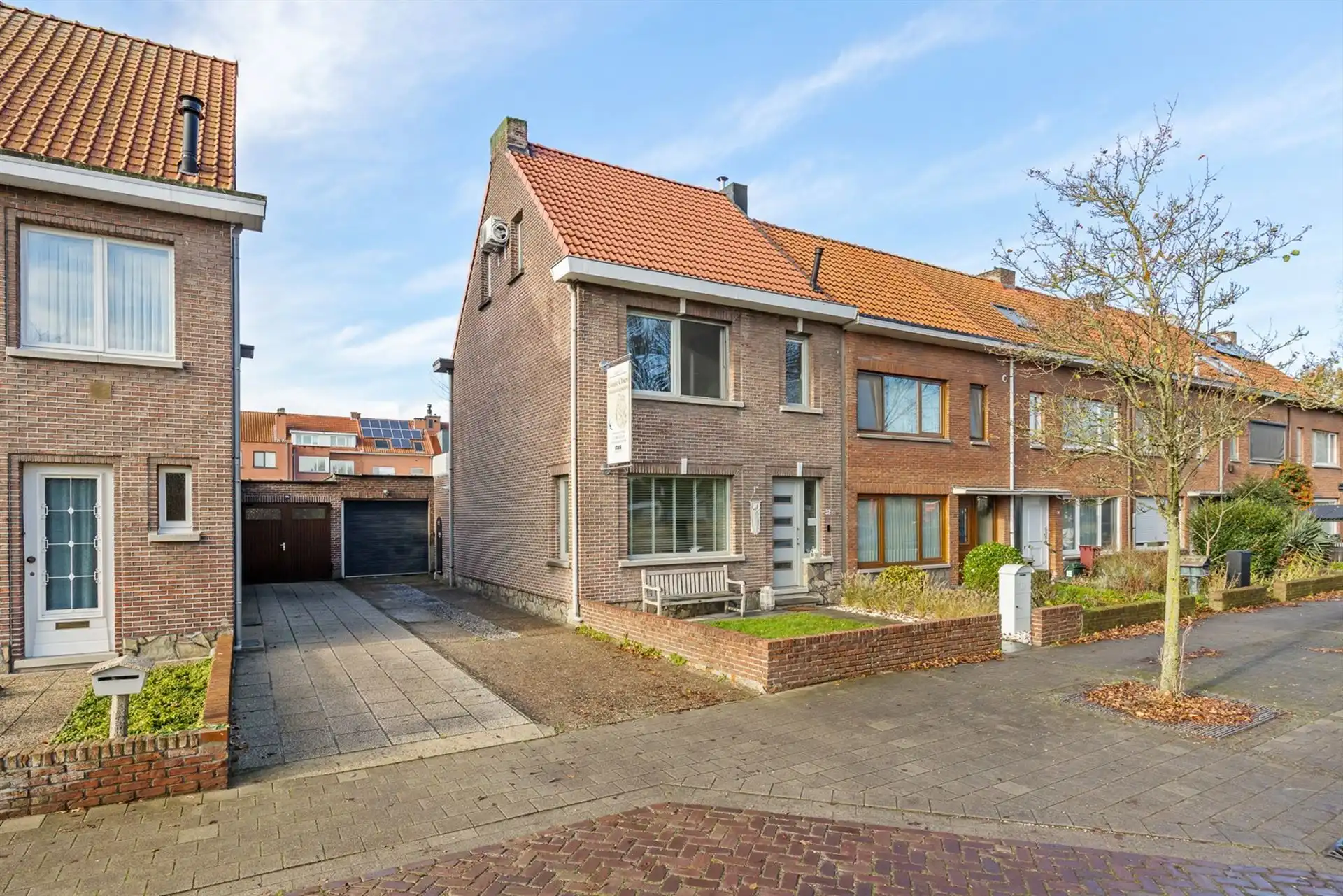 Instapklare woning met 3 slpk's op een TOPlocatie te Schoten! foto 21