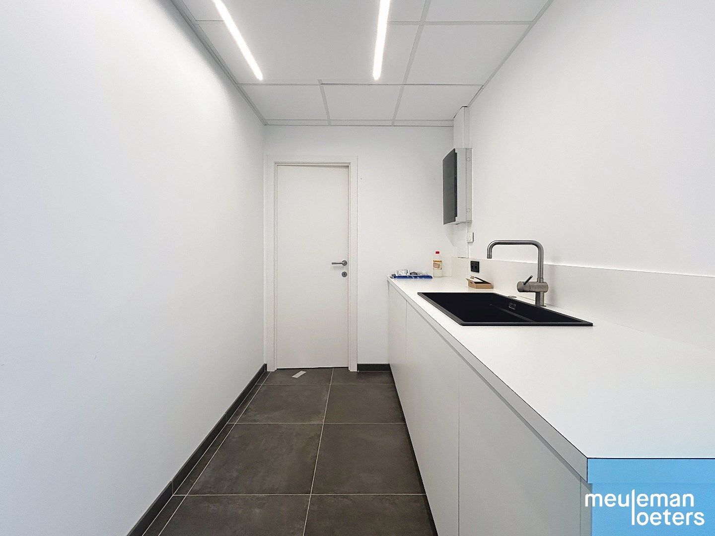 Handelspand op centrale ligging foto 9