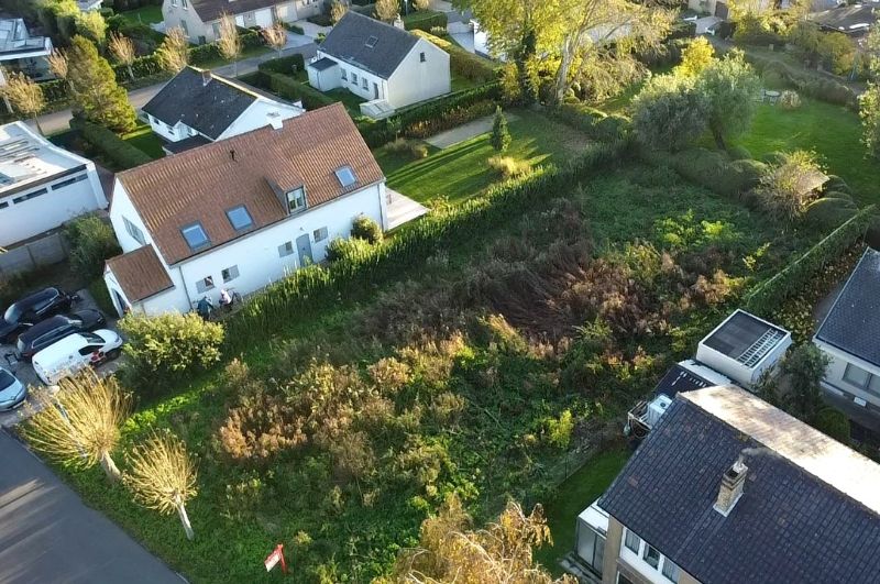 Rustig gelegen bouwgrond in residentiële wijk foto 4