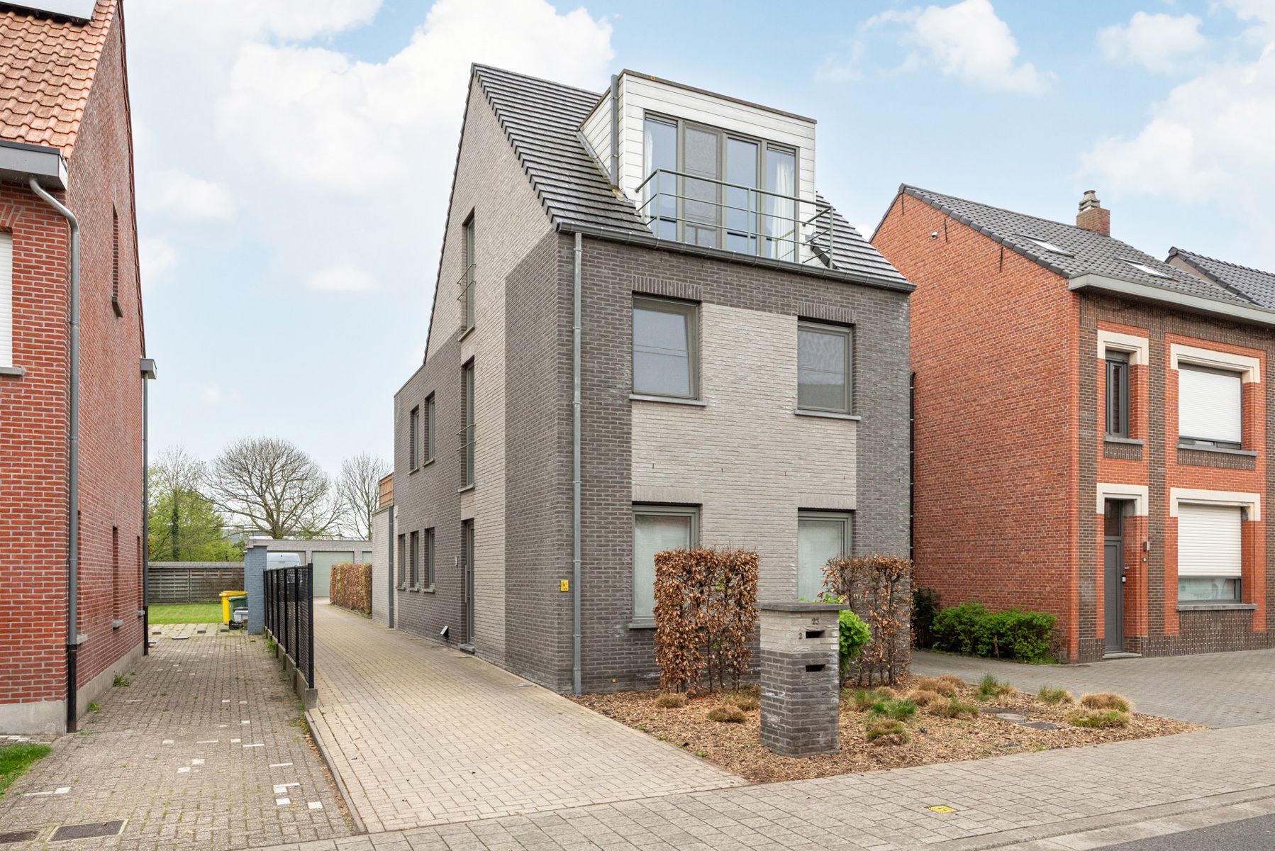 ()=>{if(producerUpdateValueVersion(node),producerAccessed(node),node.value===ERRORED)throw node.error;return node.value} Bevrijdingsstraat 23 / B2 - 2330 Merksplas