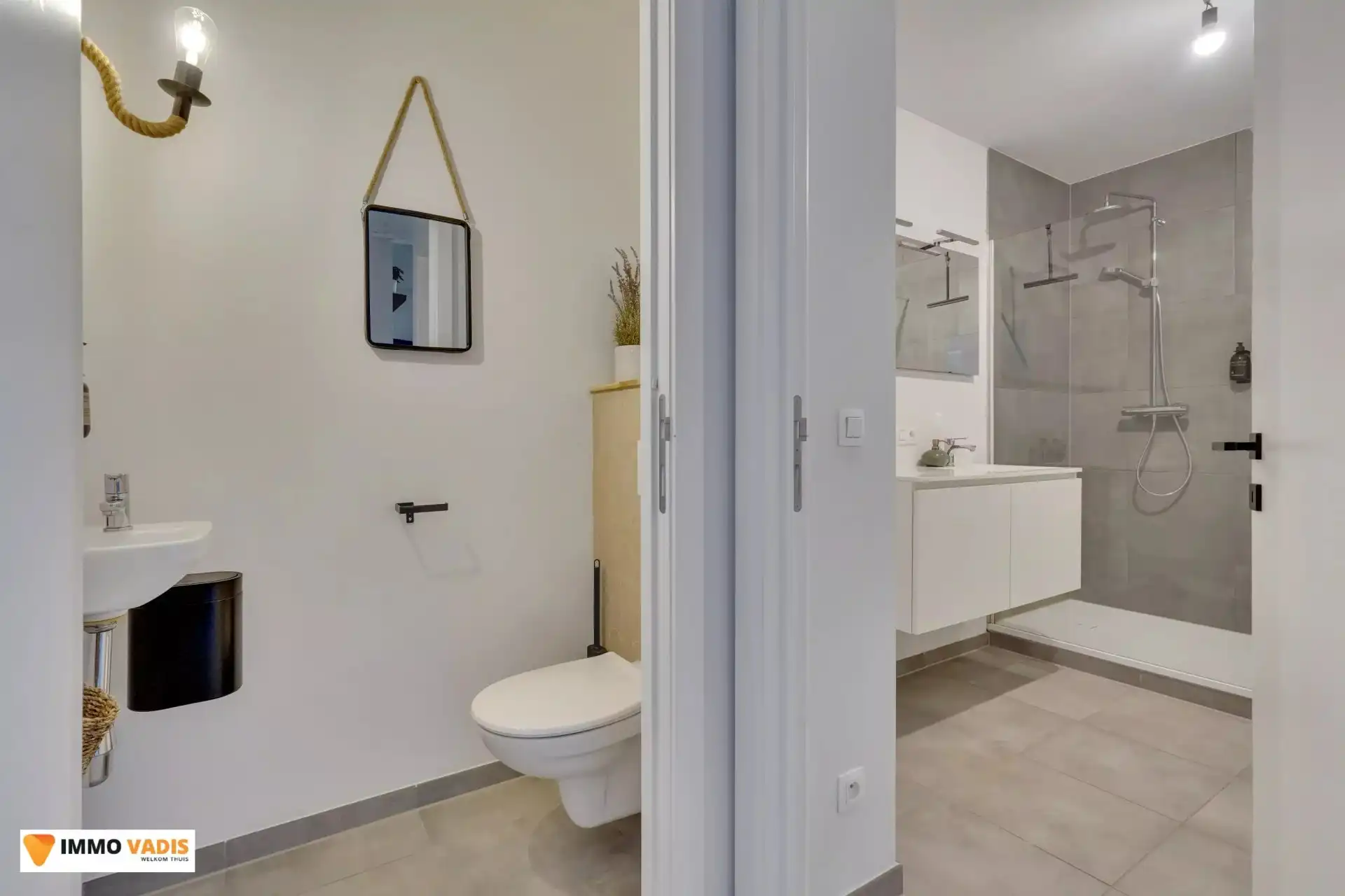 Stijlvol penthouse met twee volwaardige slaapkamers foto 10