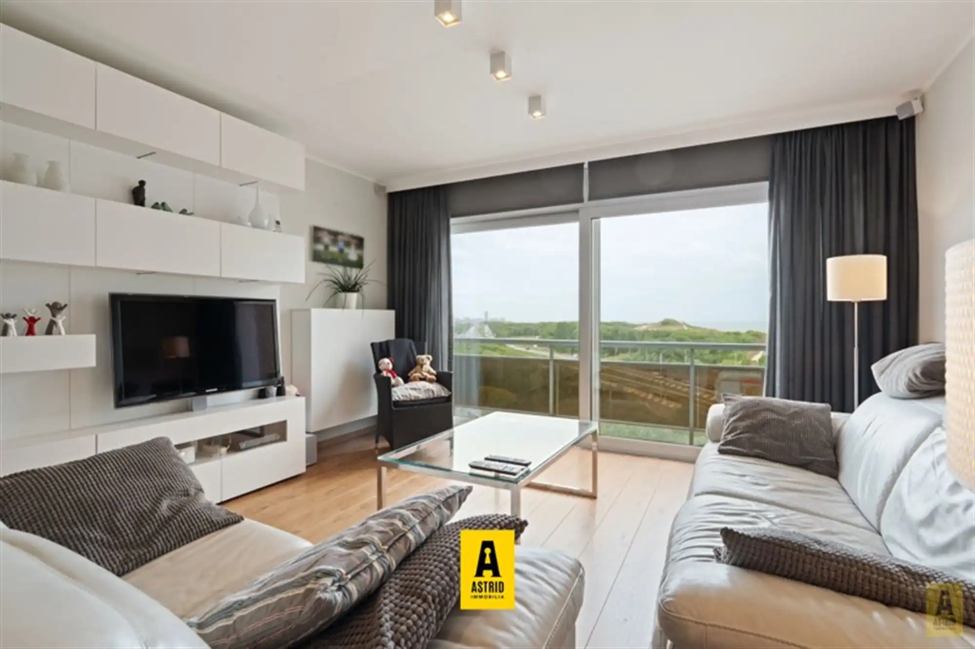 Uitzonderlijk aanbod! Duplexappartement op topligging met open zeezichten en riant zonne(dak)terras! foto 7