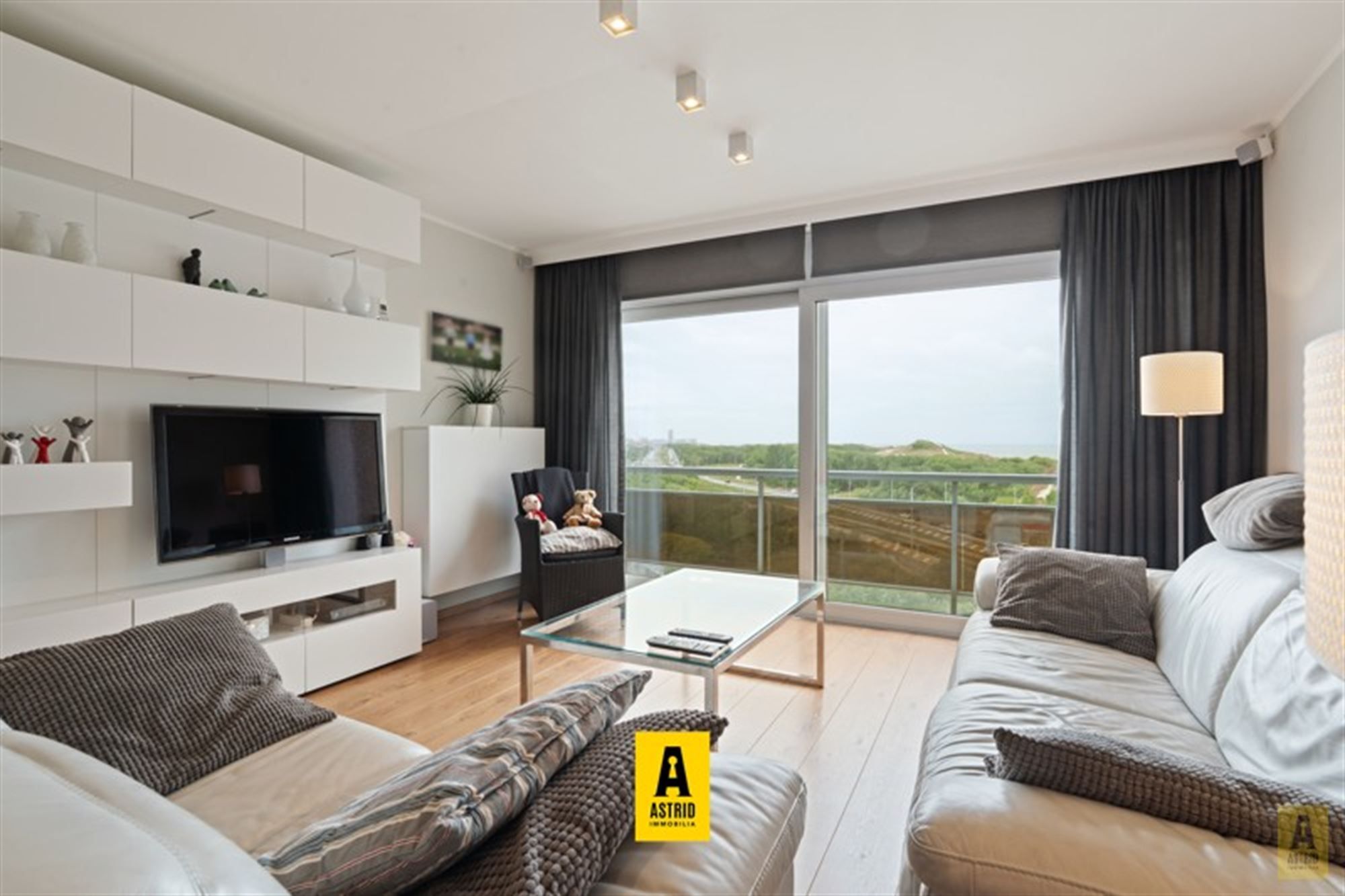 Uitzonderlijk aanbod! Duplexappartement op topligging met open zeezichten en riant zonne(dak)terras! foto 7