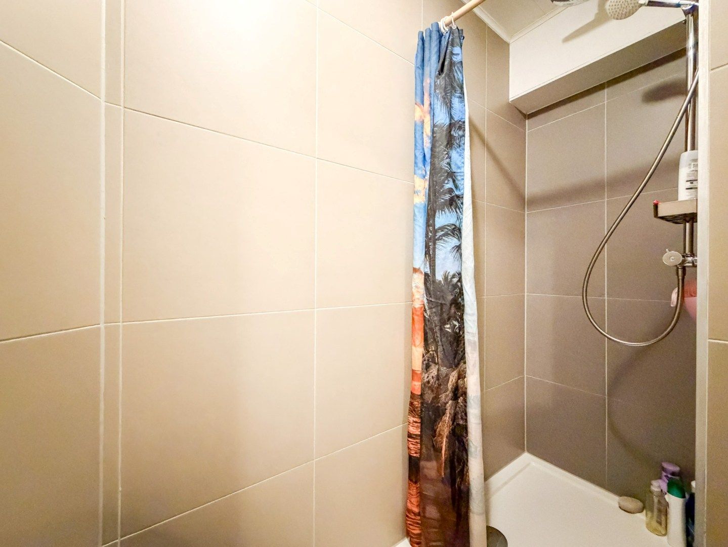 Ruim en lichtrijk 2-slpk appartement, Lichtervelde foto 10