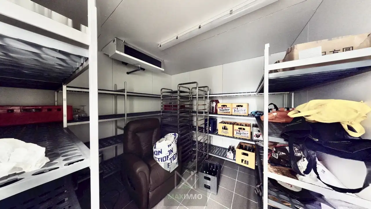 Handelspand met ruime woonst, stadstuin & dubbele garage in Rekkem foto 22