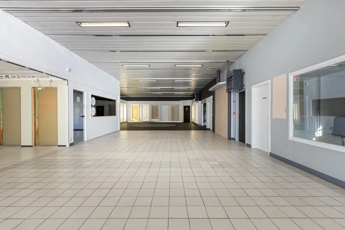 TE HUUR: Handelspand op toplocatie Hasseltweg foto 10