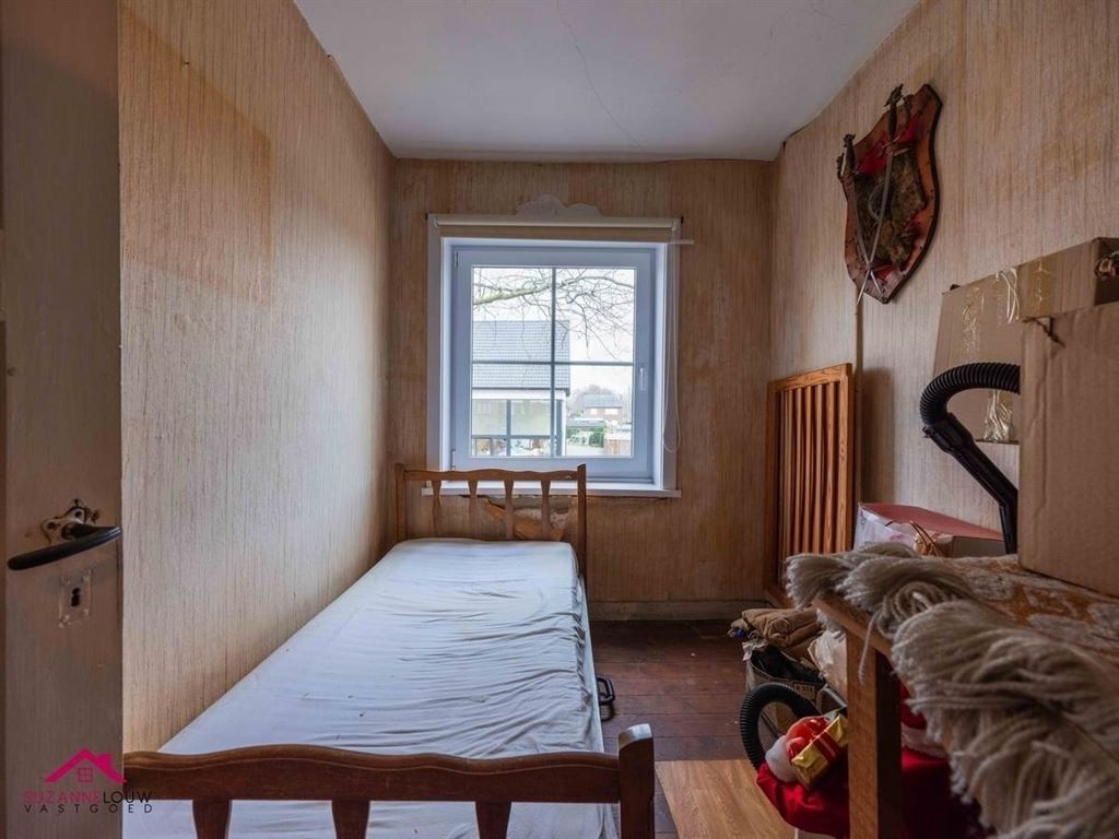 Te renoveren half-vrijstaande woning foto 29