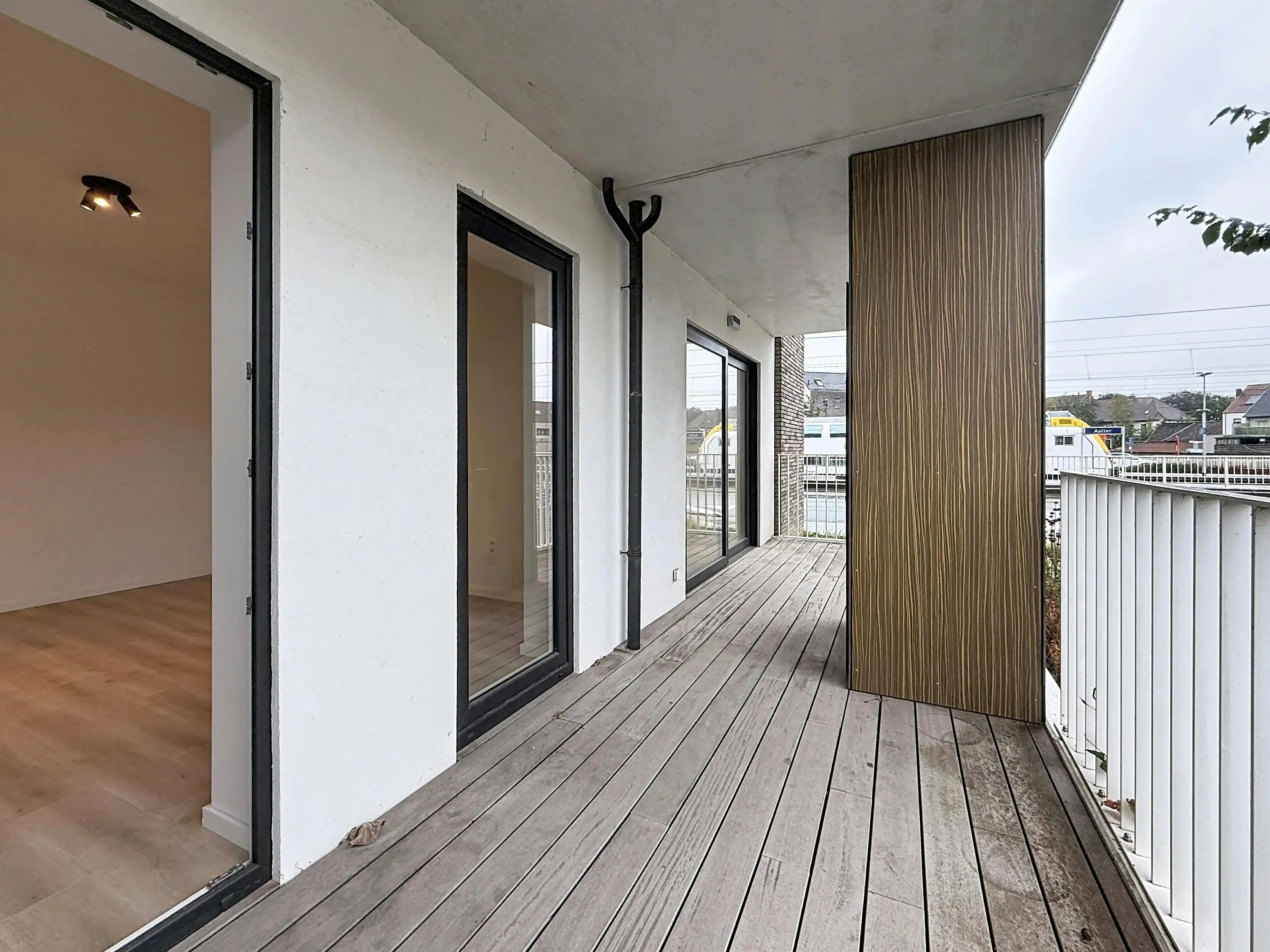 Instapklaar één slaapkamerappartement centrum Aalter foto 14
