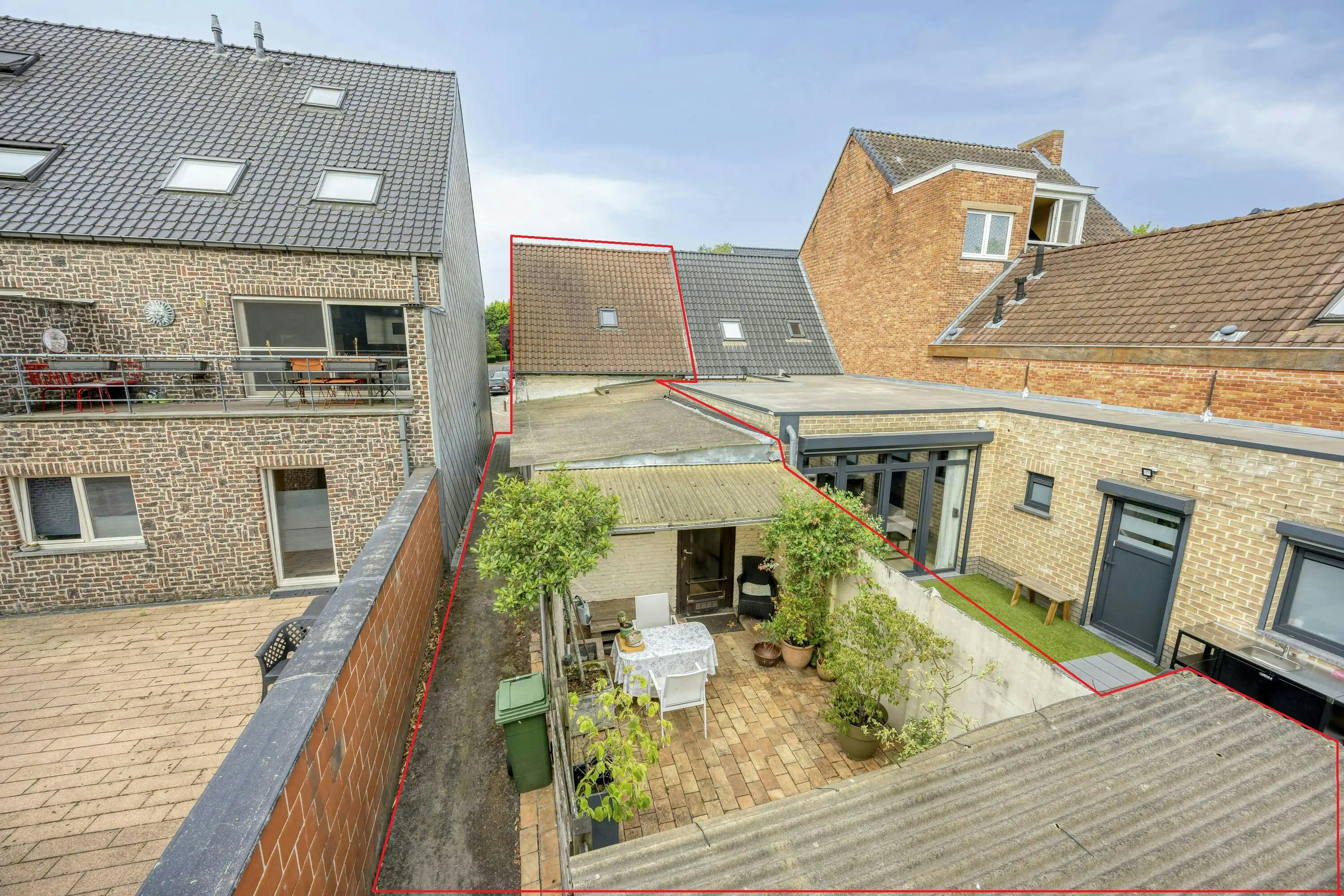 Knus renovatiehuisje met karakter in Kalken foto 3