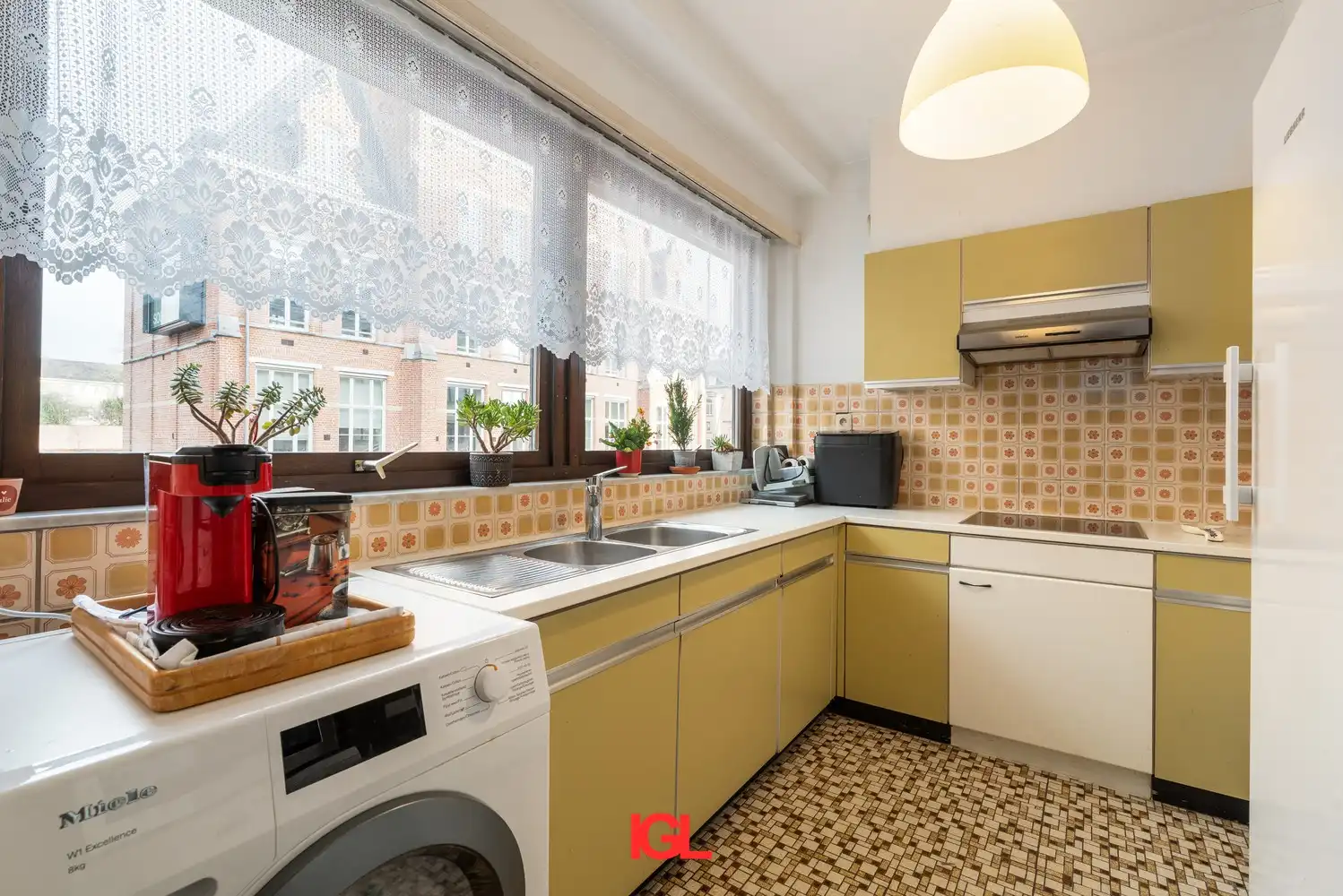 Ruim 2-kamer appartement met garage nabij het centrum van Halle foto 7