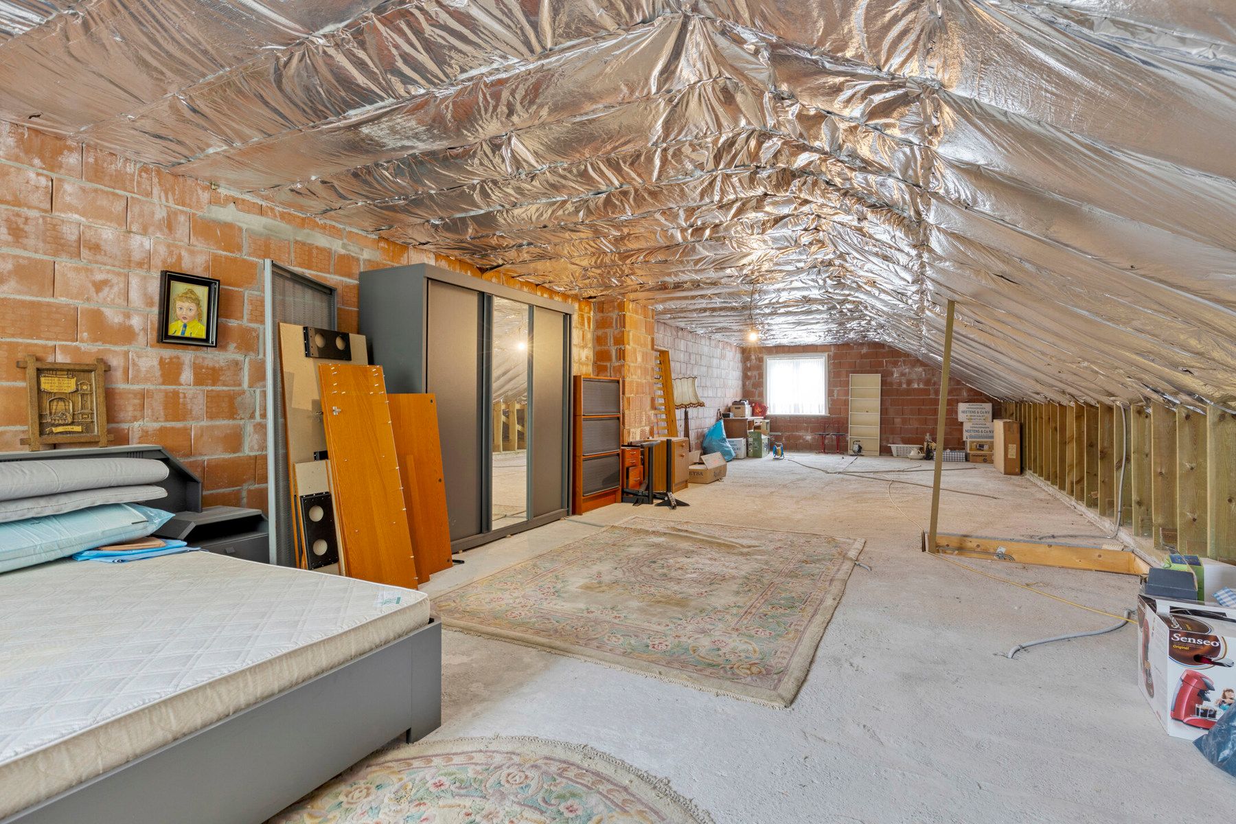 Bungalow met 2 slaapkamers op 6a 19ca en garage! foto 16