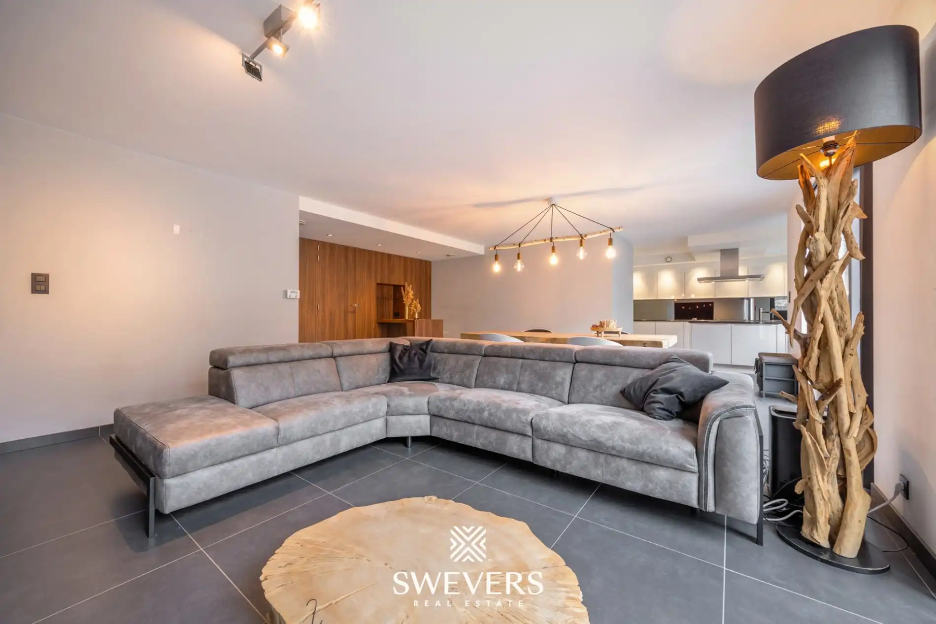 Commercieel pand met woonst op TOPlocatie in Diepenbeek foto 18