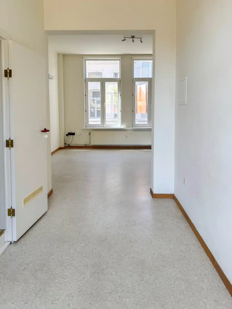 Praktische rijwoning met 3 ruime slaapkamers op zeer gunstige ligging! foto 16