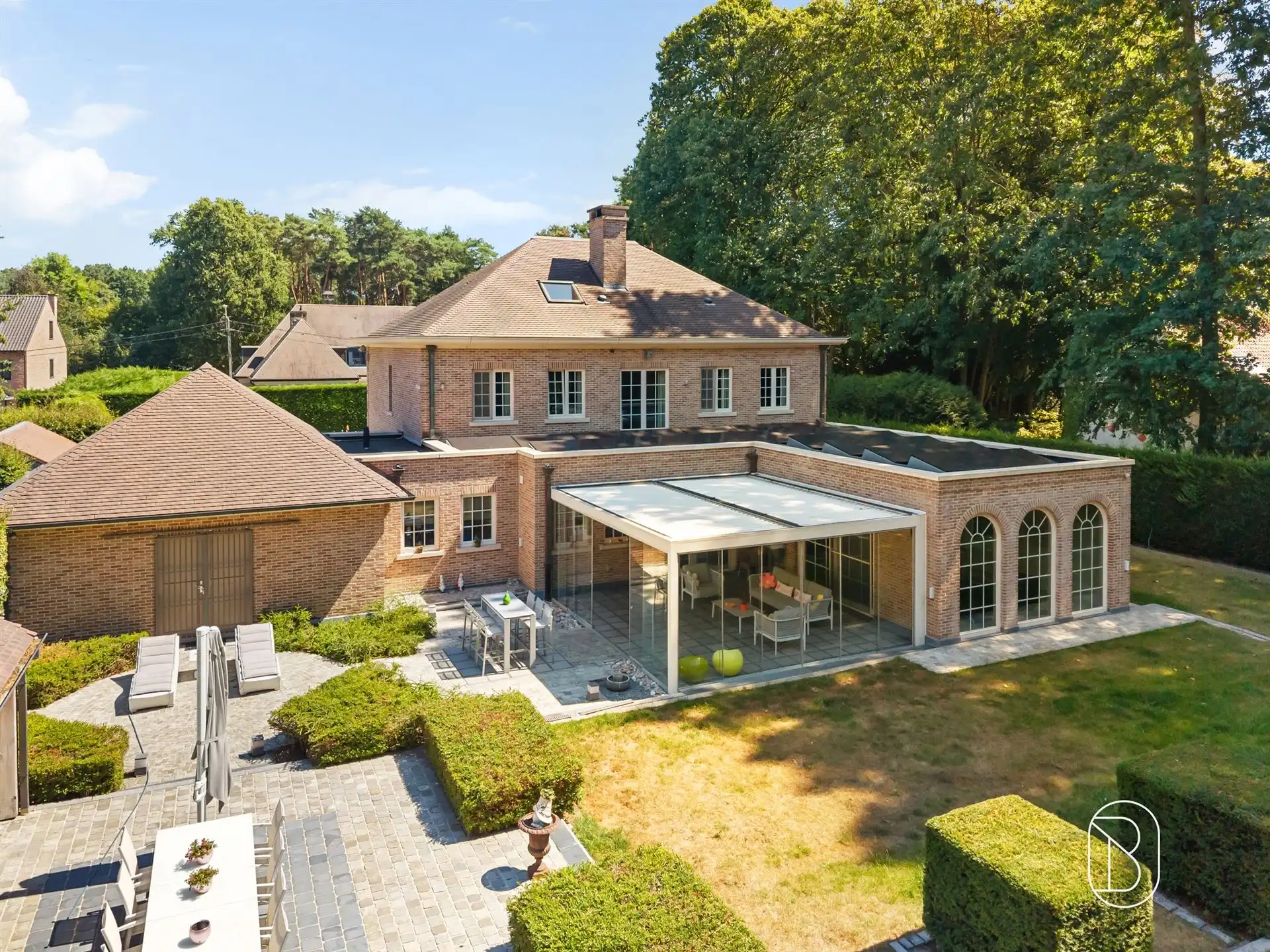 Prachtige villa met binnenzwembad in Waasmunster foto 4