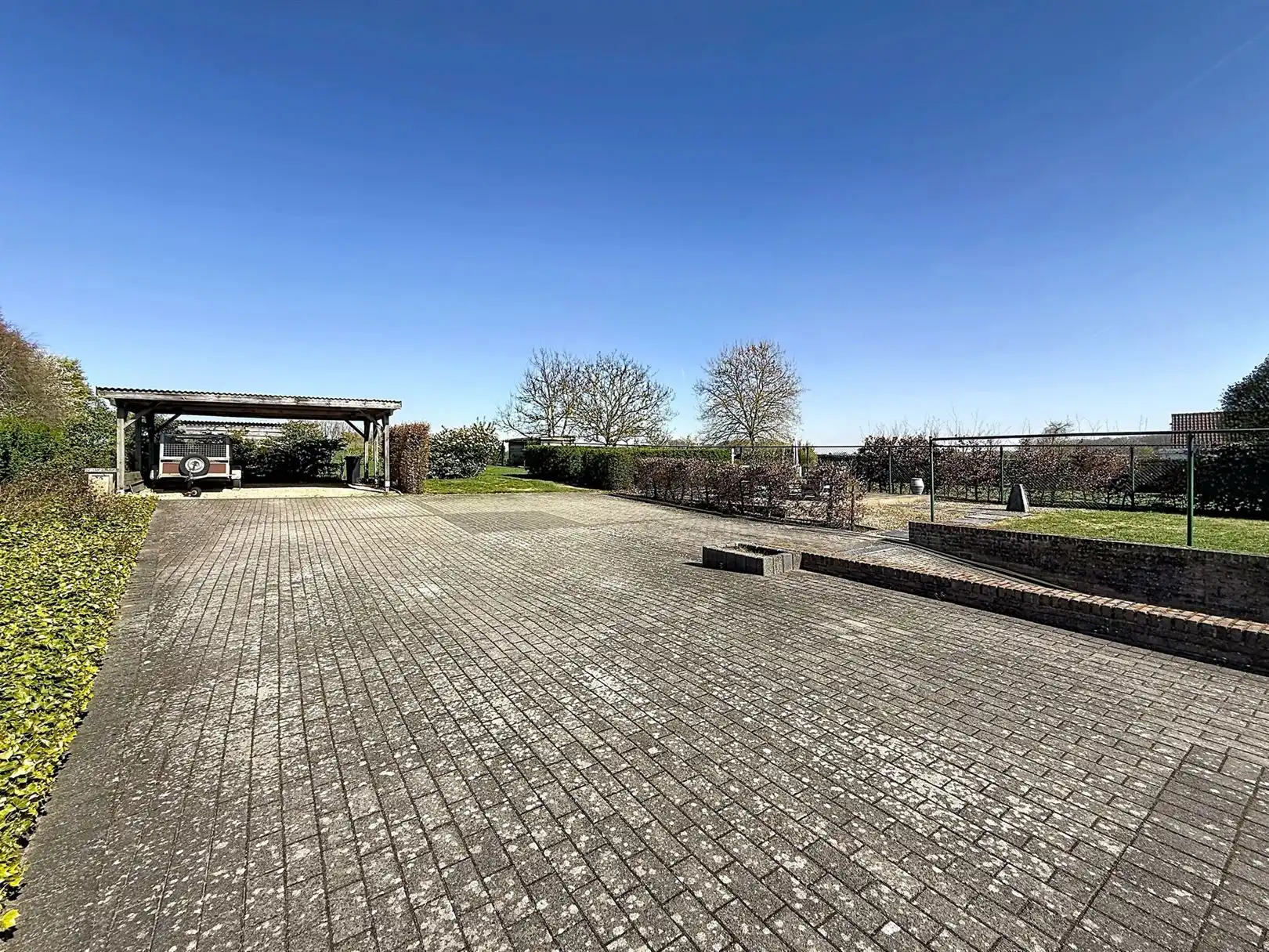 Ruime open bebouwing, 3 slpks, garage, tuin, 16a 05ca foto 7