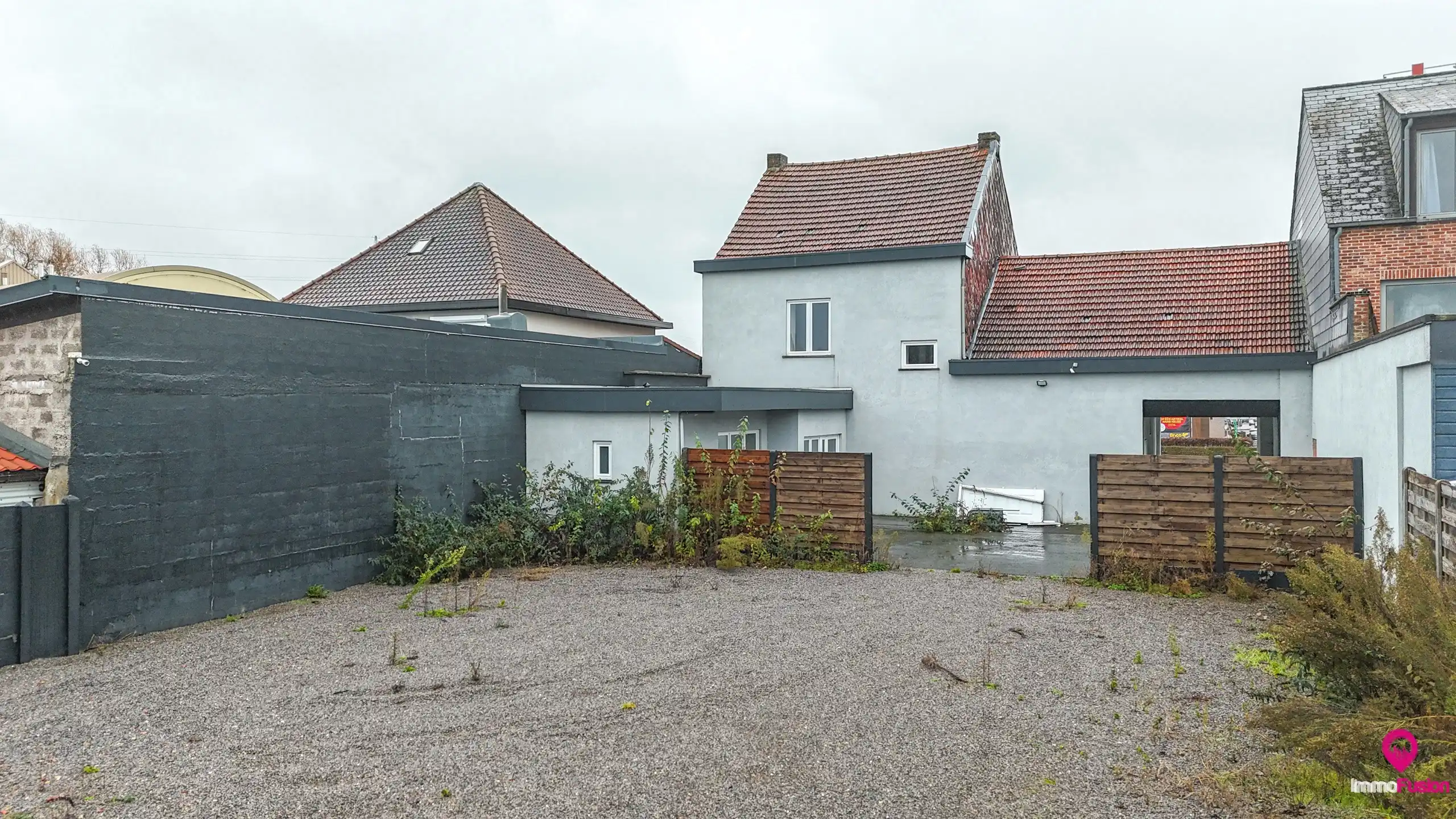 Charmante gezinswoning met potentieel foto 32