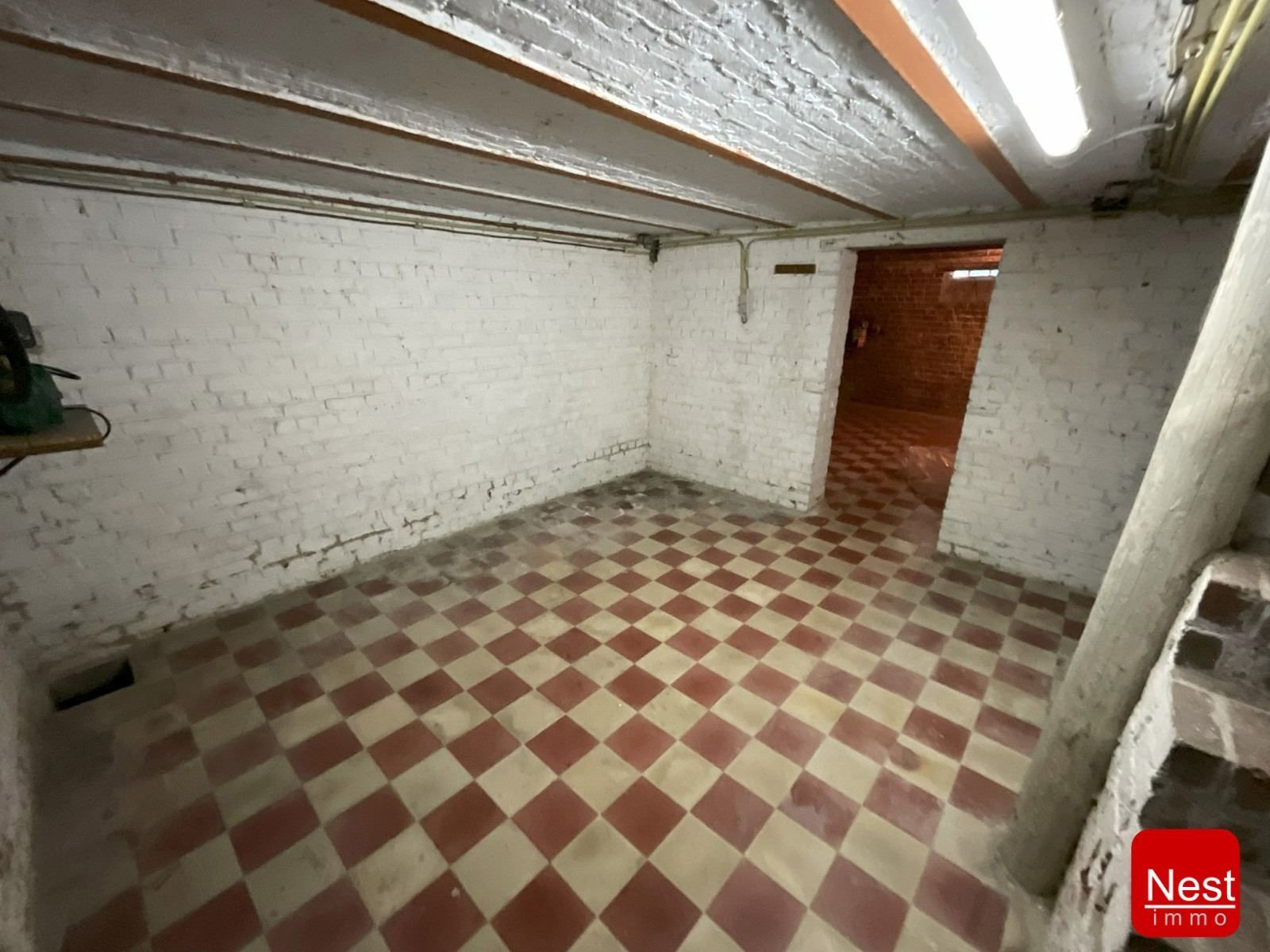 Te renoveren woning met groot potentieel foto 15