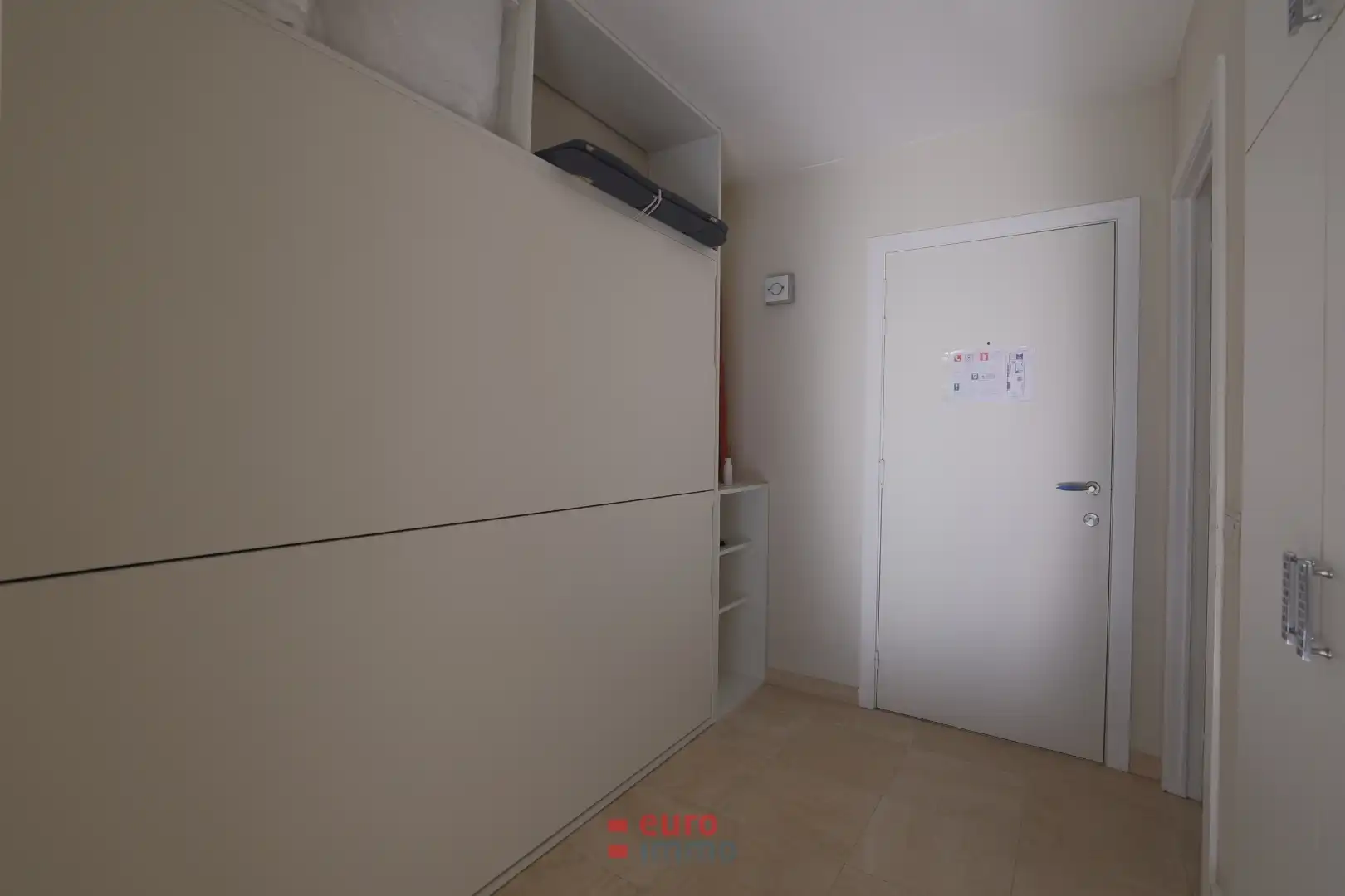 Topstudio met slaaphoek in de inkomhal! foto 4