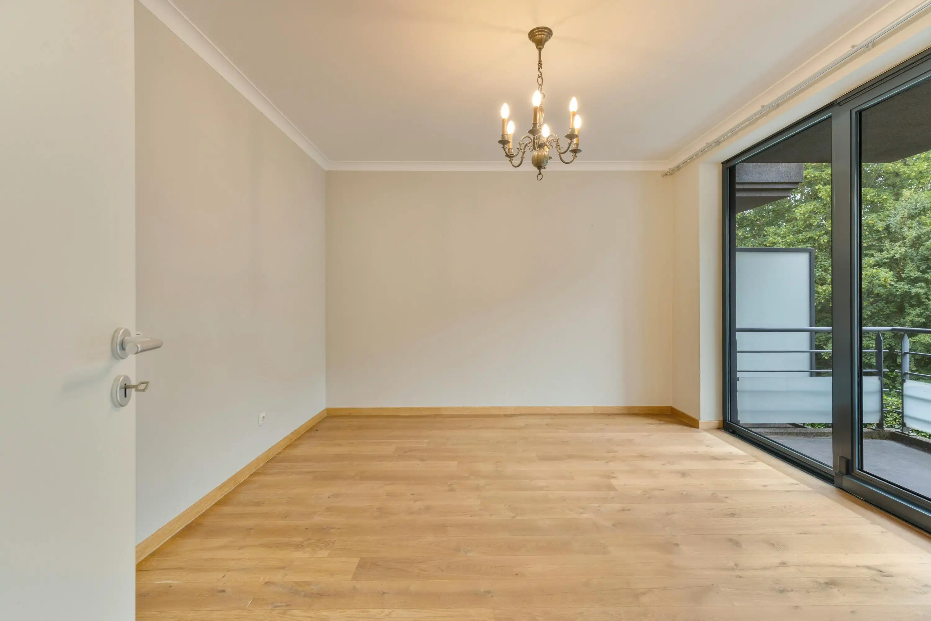 Appartement met 2 slaapkamers, 2 terrassen te Sint-Kruis foto 5