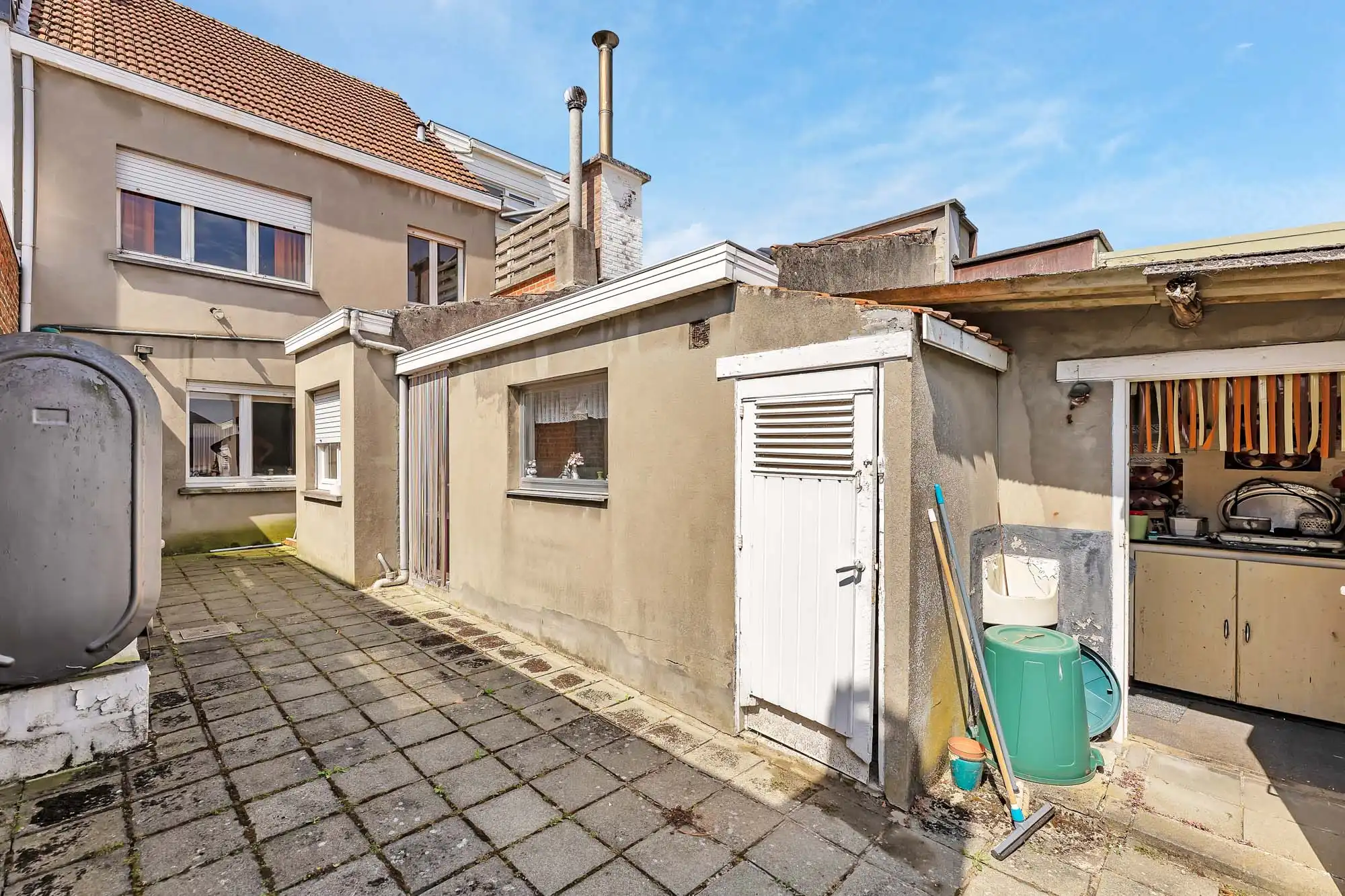 Te renoveren woning met veel potentieel te Liedekerke foto 20
