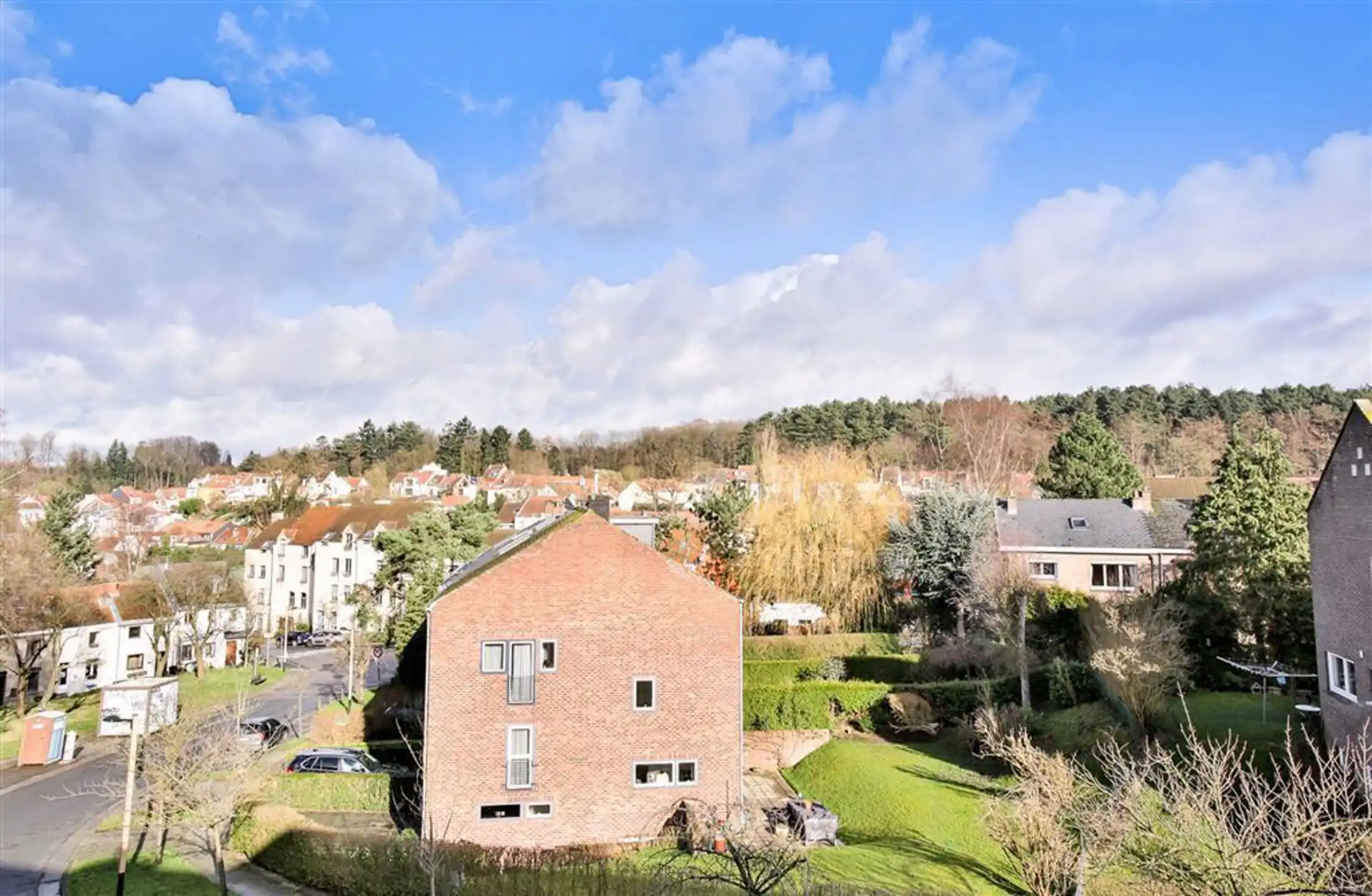 Appartement met 2 slaapkamers in een rustige buurt! foto 9