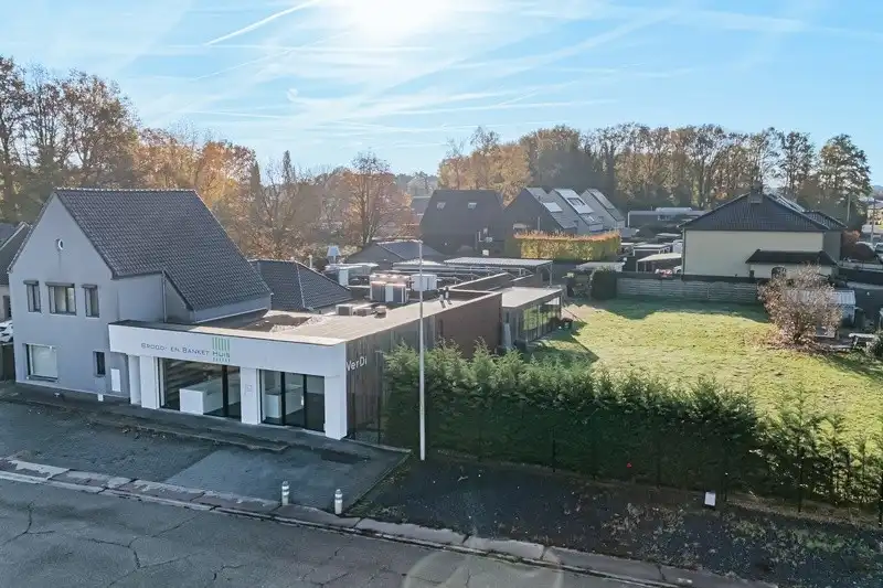 Woning met handelsruimte én enorm veel potentieel foto 41