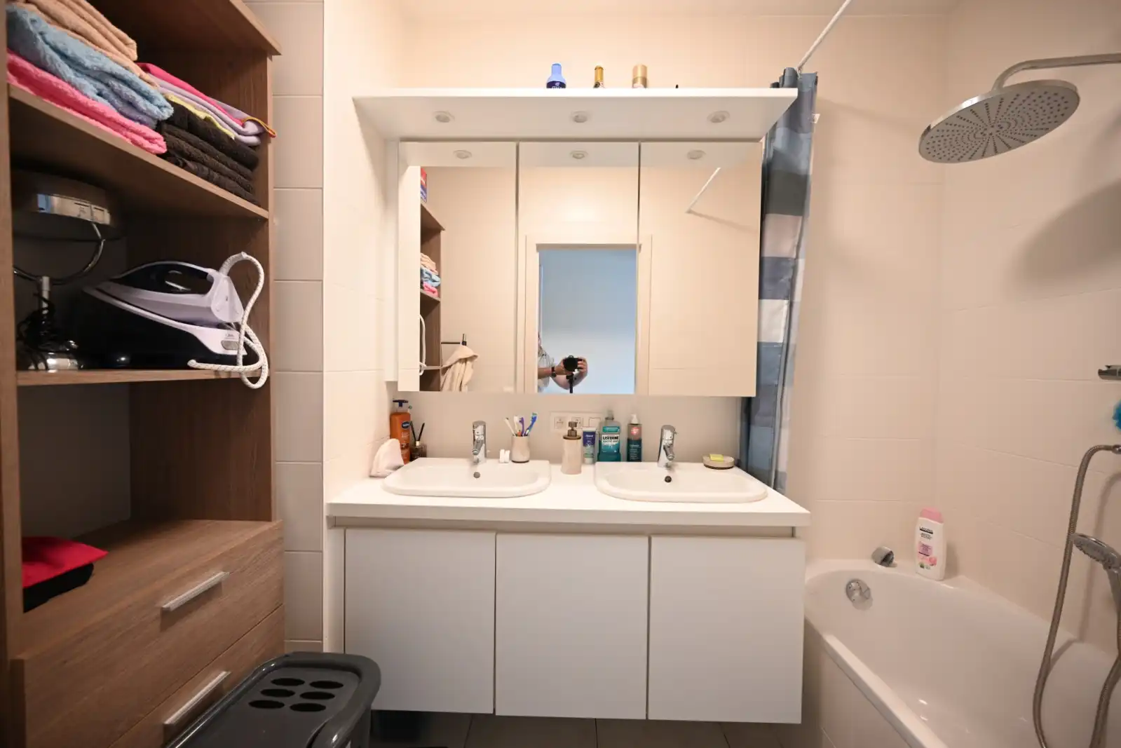 Gezellig appartement met 2 slaapkamers op de Munt te Roeselare! foto 9