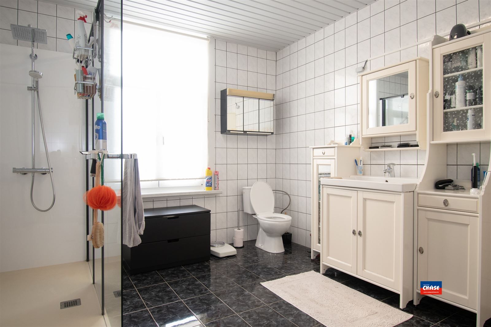 Rijwoning met drie slaapkamers en tuin foto 20