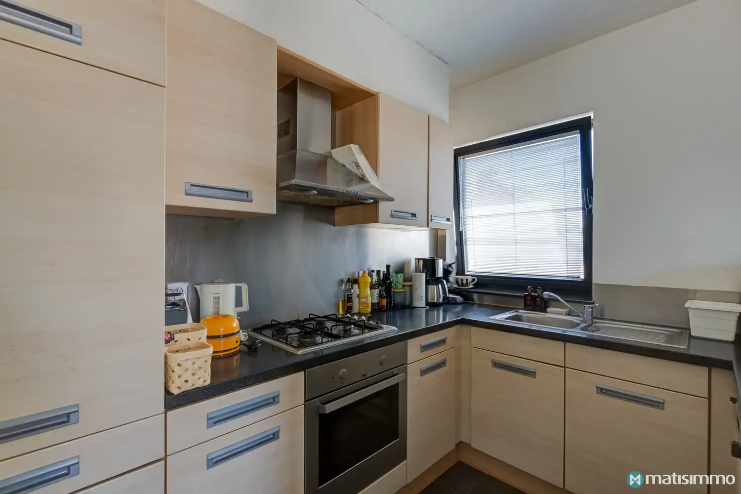 DUPLEXAPPARTEMENT MET 2 SLAAPKAMERS EN PARKEERPLAATS TE BEVERST foto 6