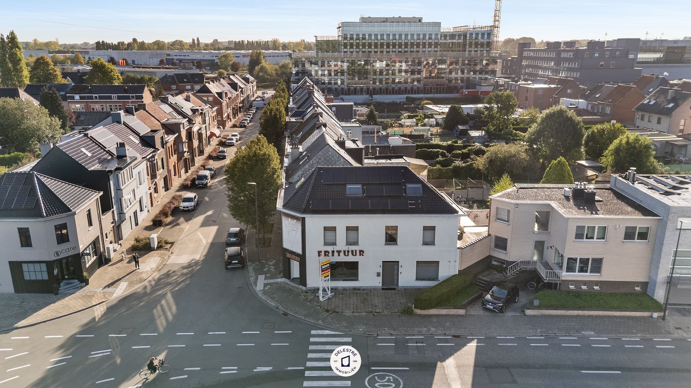 GERENOVEERD COMMERCIEEL PAND MET WOONST TOPLOCATIE foto 27