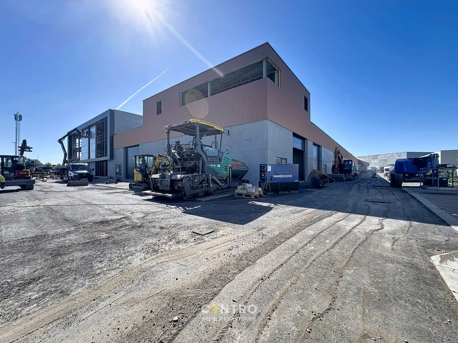 NB KANTOOR (164 m² - 1° verd.) met onderliggend MAGAZIJN (164 m² - op glv.), inclusief 6 private PARKEERPLAATSEN op industriezone "Schatting" te Zedelgem foto 10