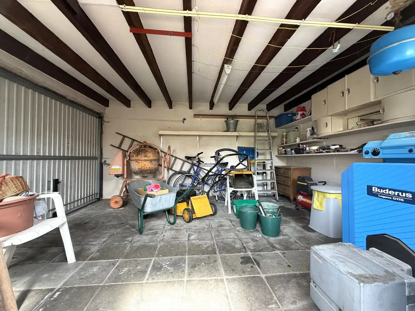 Op te frissen alleenstaande woning met riante tuin foto 26