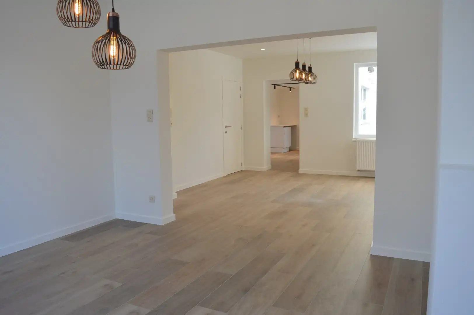 Vernieuwde woning in Heule met vlotte bereikbaarheid. foto 2
