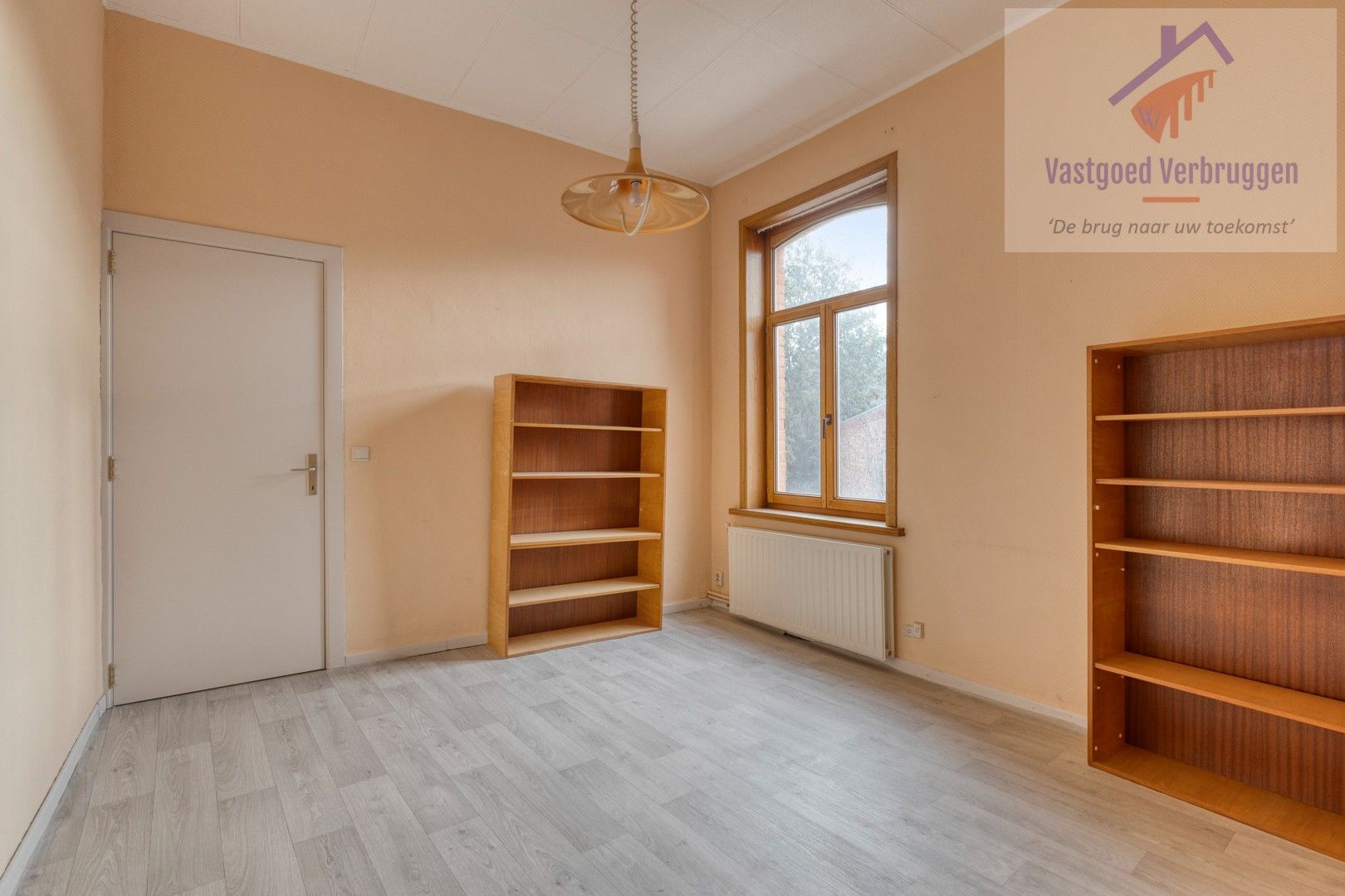 Goed gelegen ruime woning met 4 slaapkamers en terras foto 10
