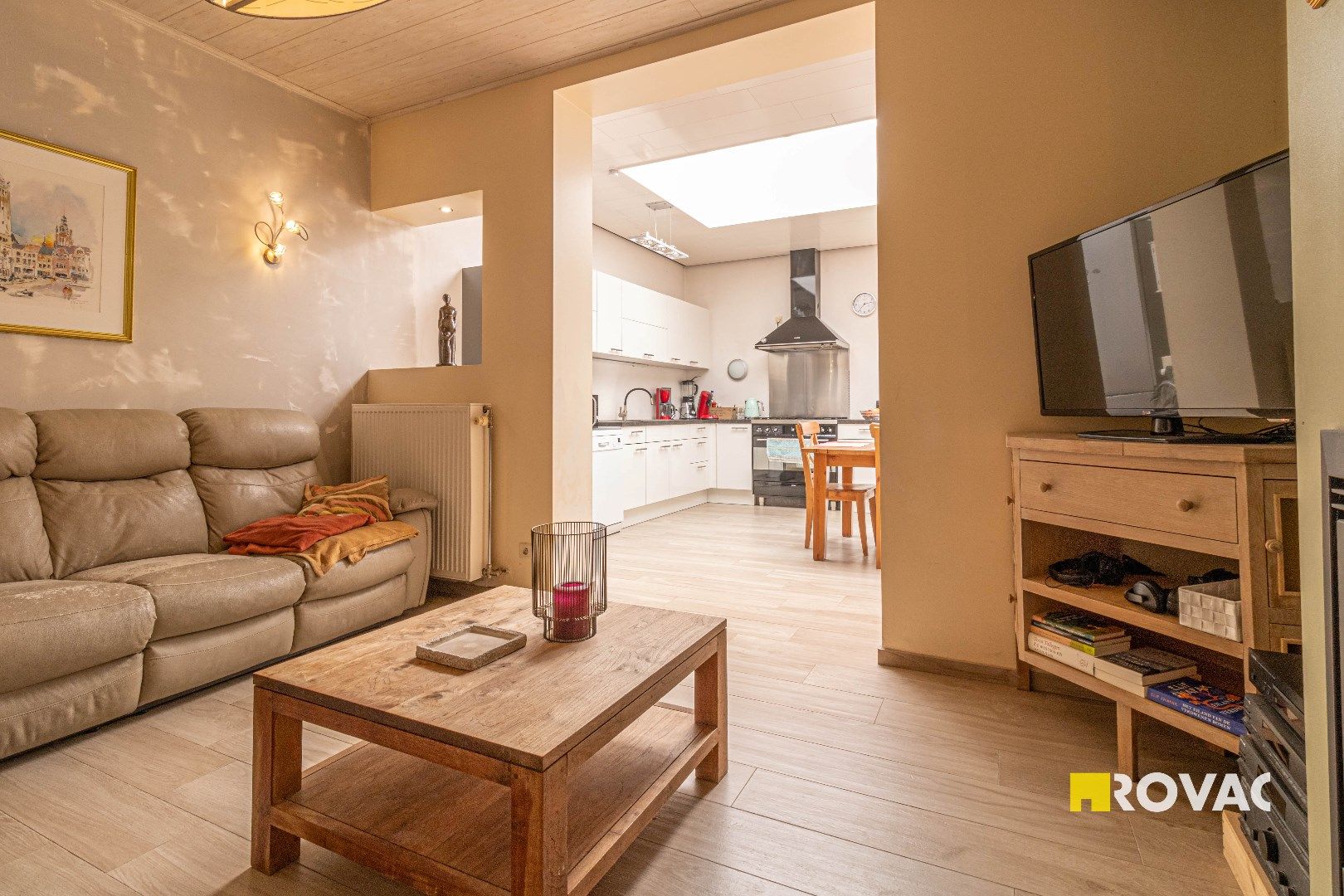 Zeer leuke rijwoning met prachtige stadstuin in centrum Izegem foto 13