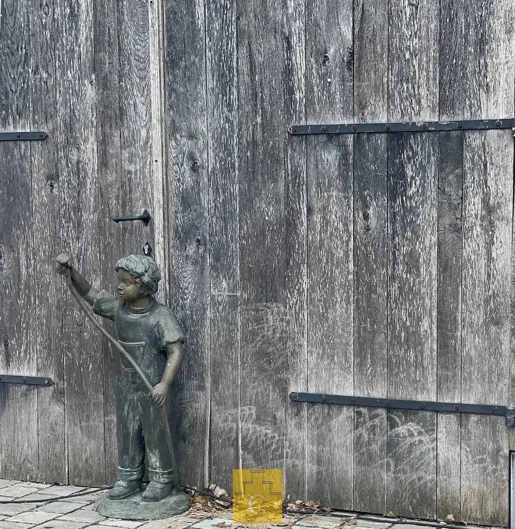 Uniek geheel van TWEE WONINGEN met bijgebouw, idyllisch gelegen aan de vaart foto 12