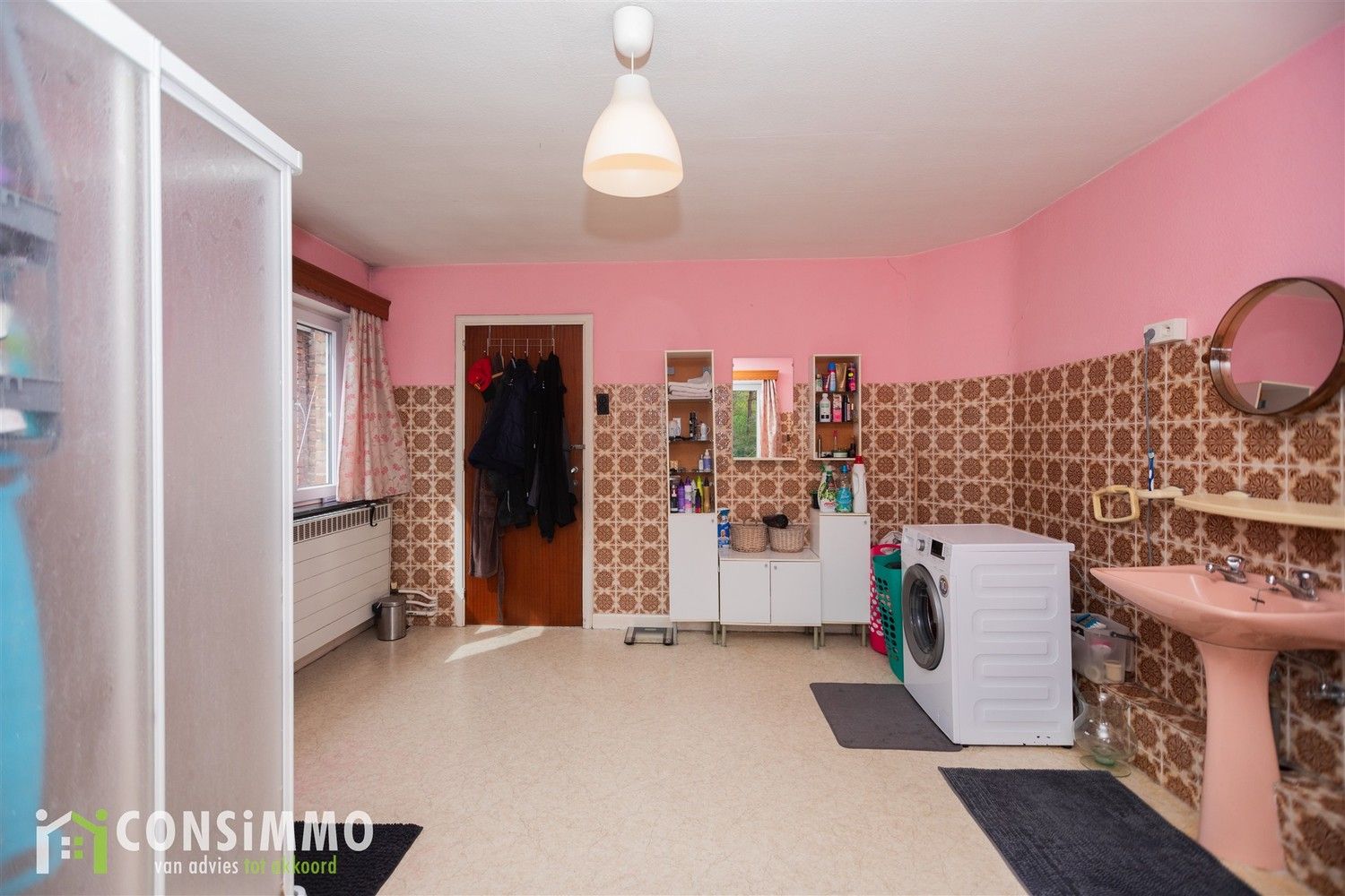 Ruime woning in Genk-Termien met 5 slaapkamers! foto 13
