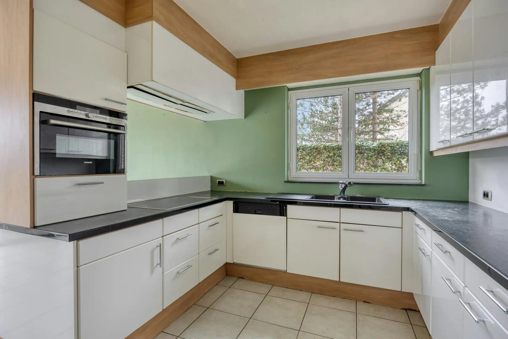 Prachtige villa te koop in centrum Zwijndrecht foto 8