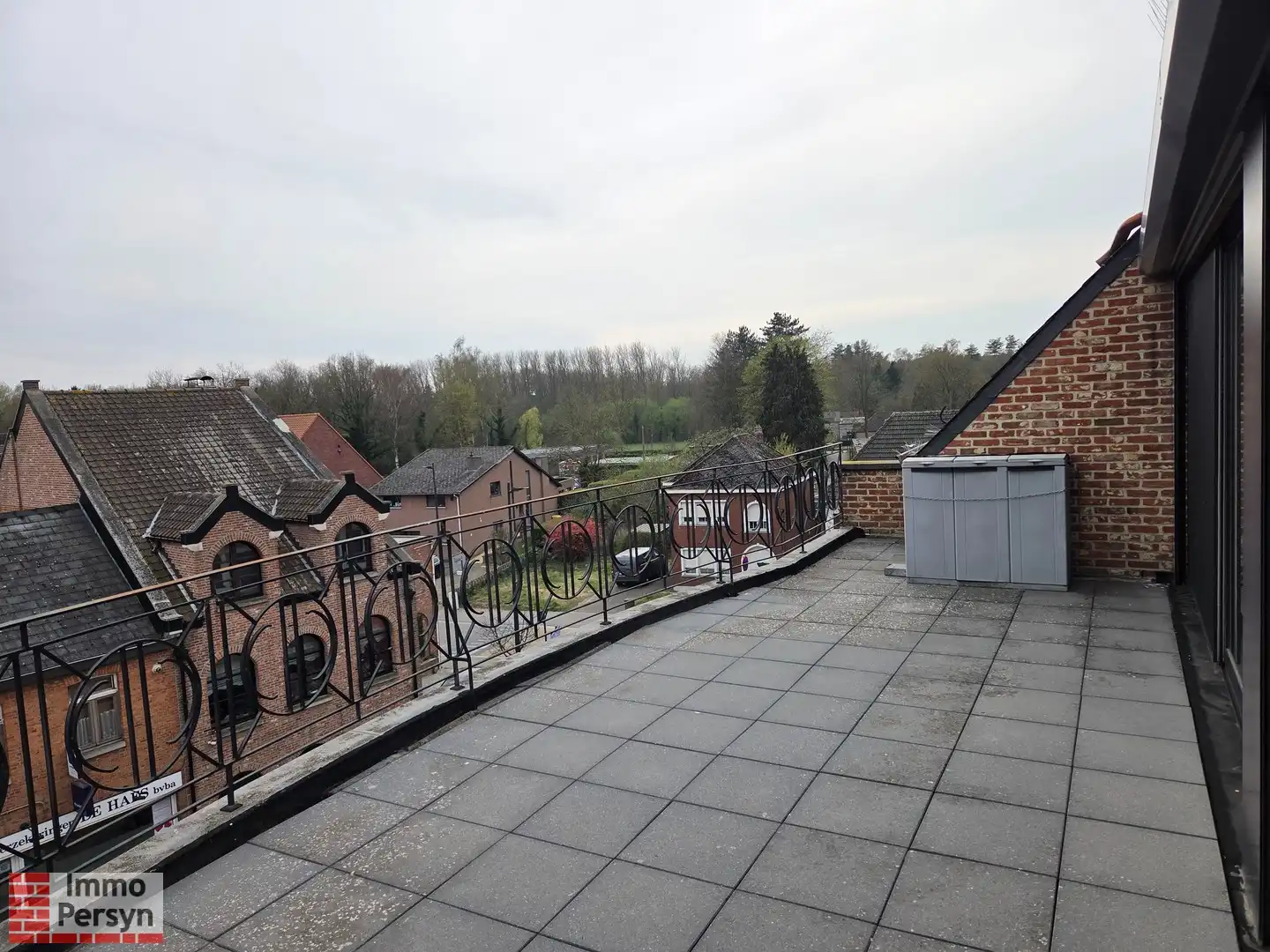 Ruime gerenoveerde triplex te Begijnendijk foto 6