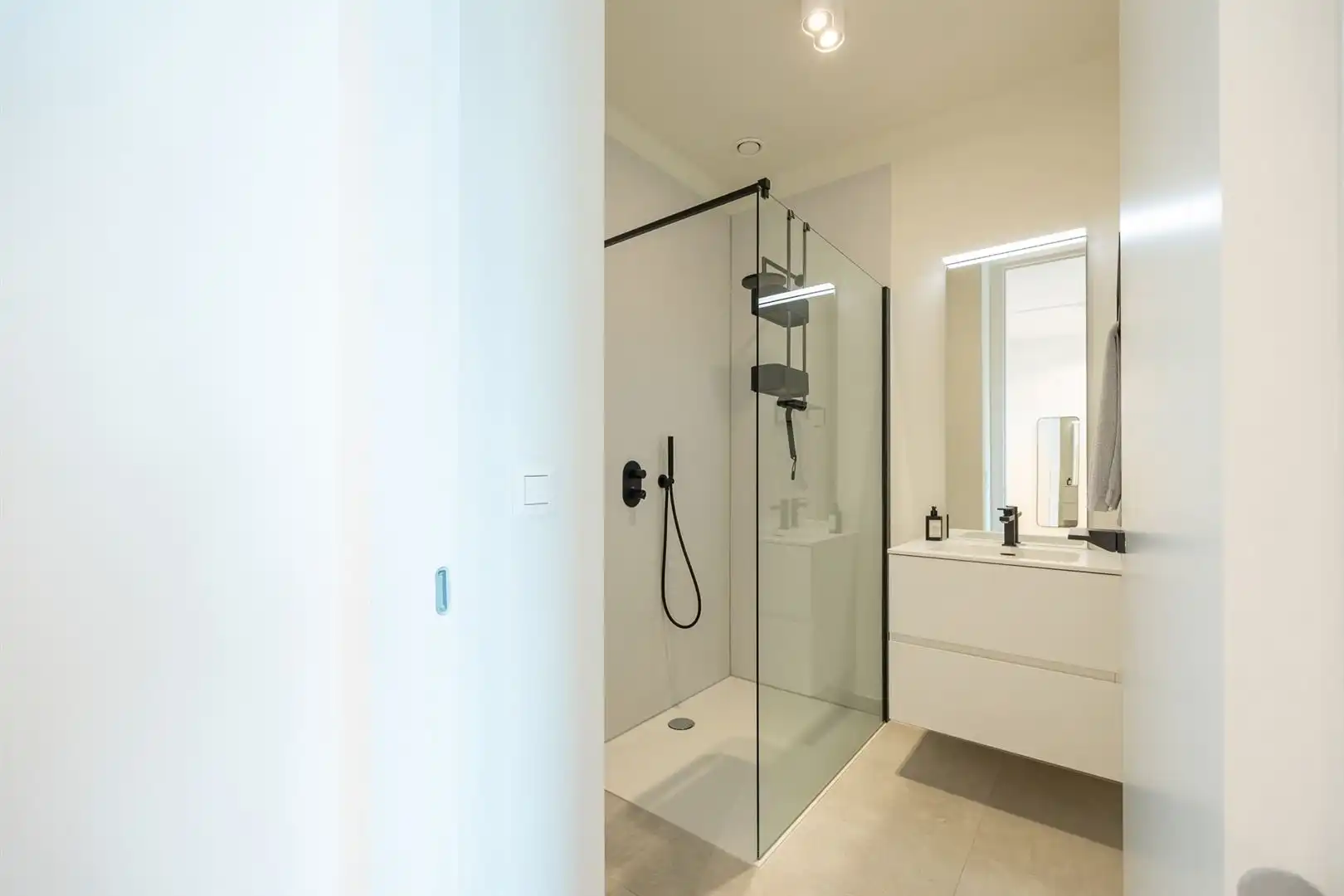 Scheldezicht app met XXL-terras foto 12