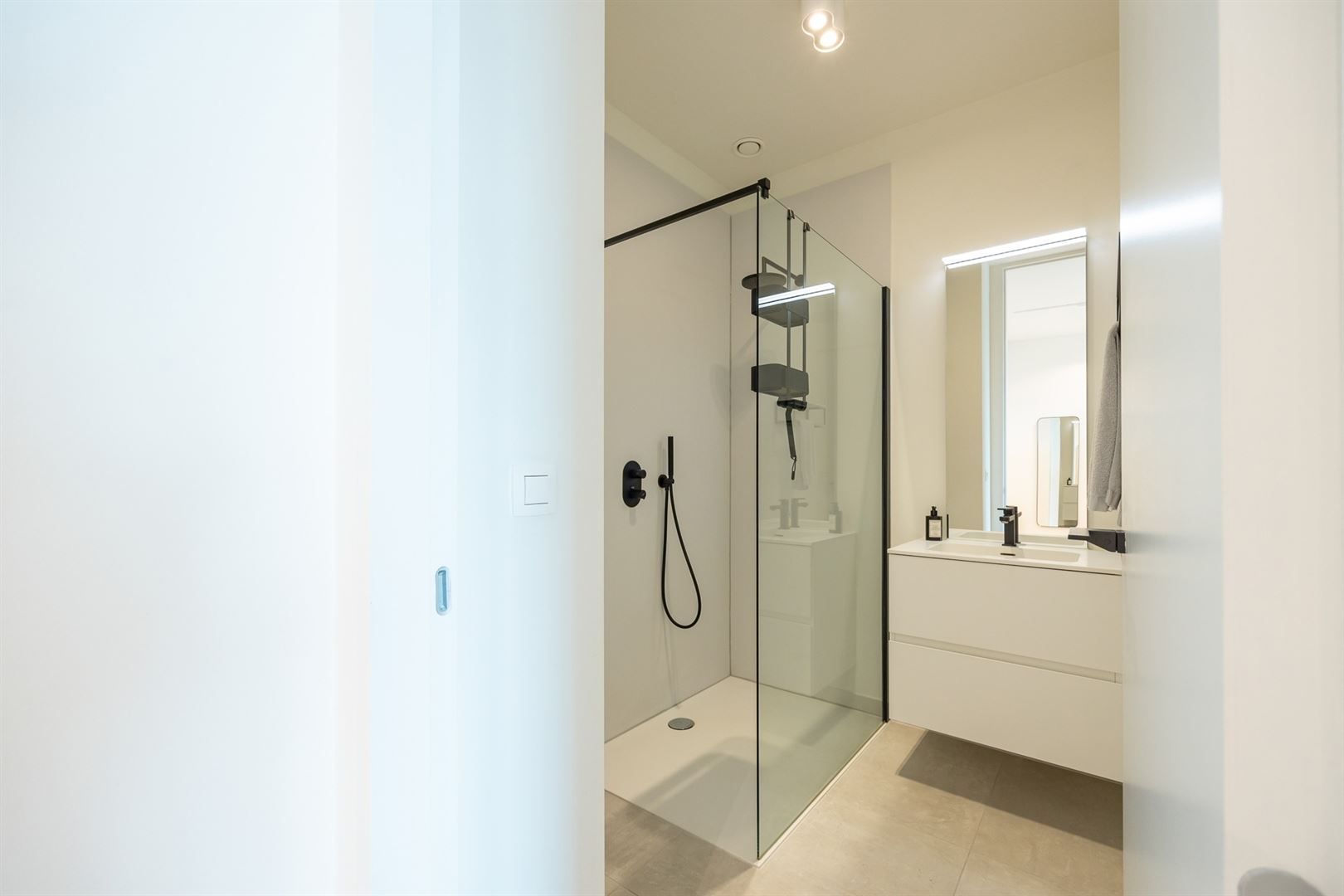 Scheldezicht app met XXL-terras foto 12