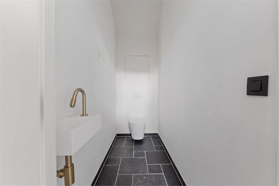 EXCLUSIEF WONEN IN EEN GERESTAUREERDE VIERKANTSHOEVE foto 13