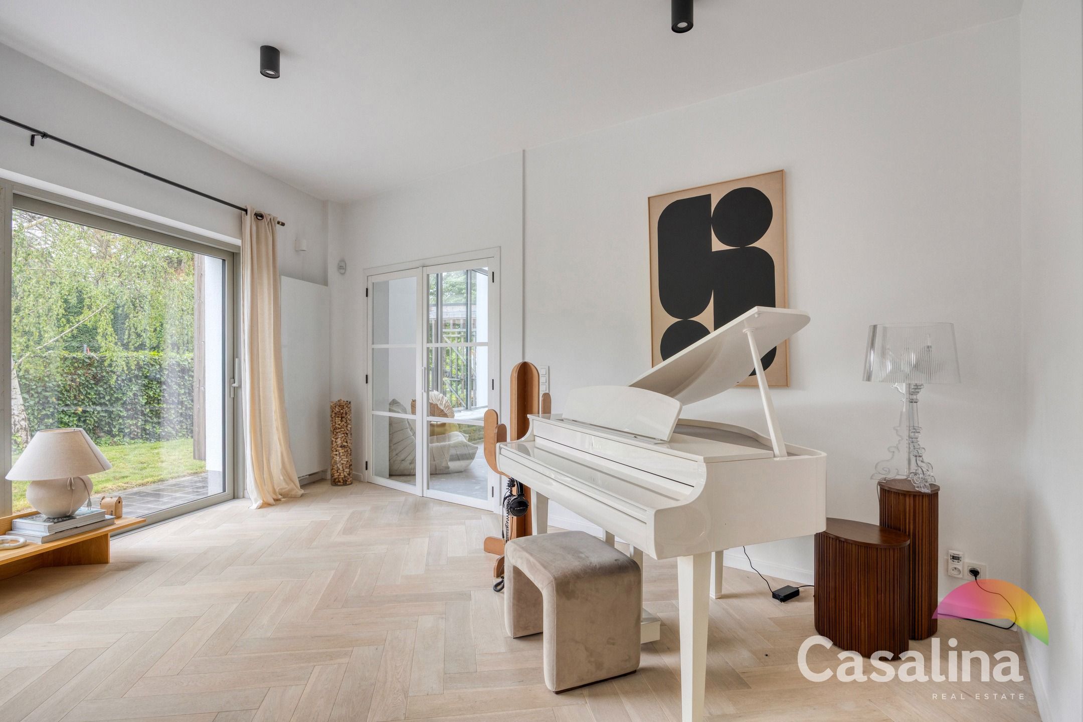 Architectenvilla met zwembad en onafhankelijk appartement  foto 6