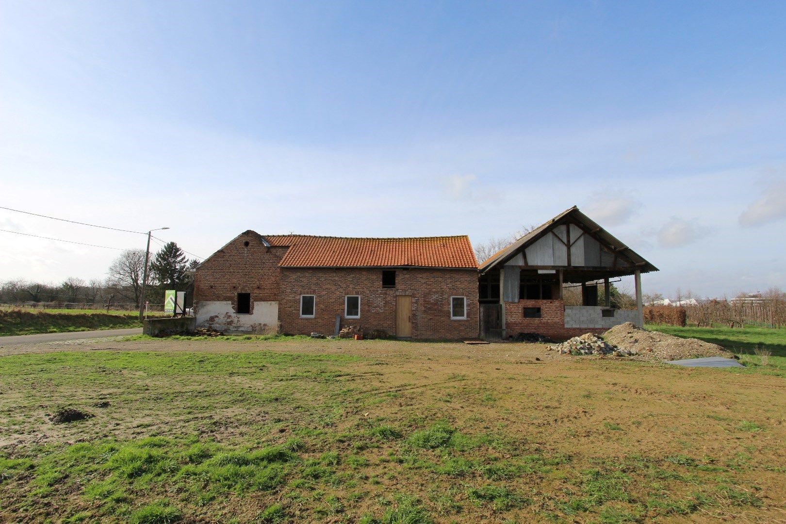 Landelijk gelegen hoeve op 40 are - Te renoveren - met goedgekeurde vergunning foto 10
