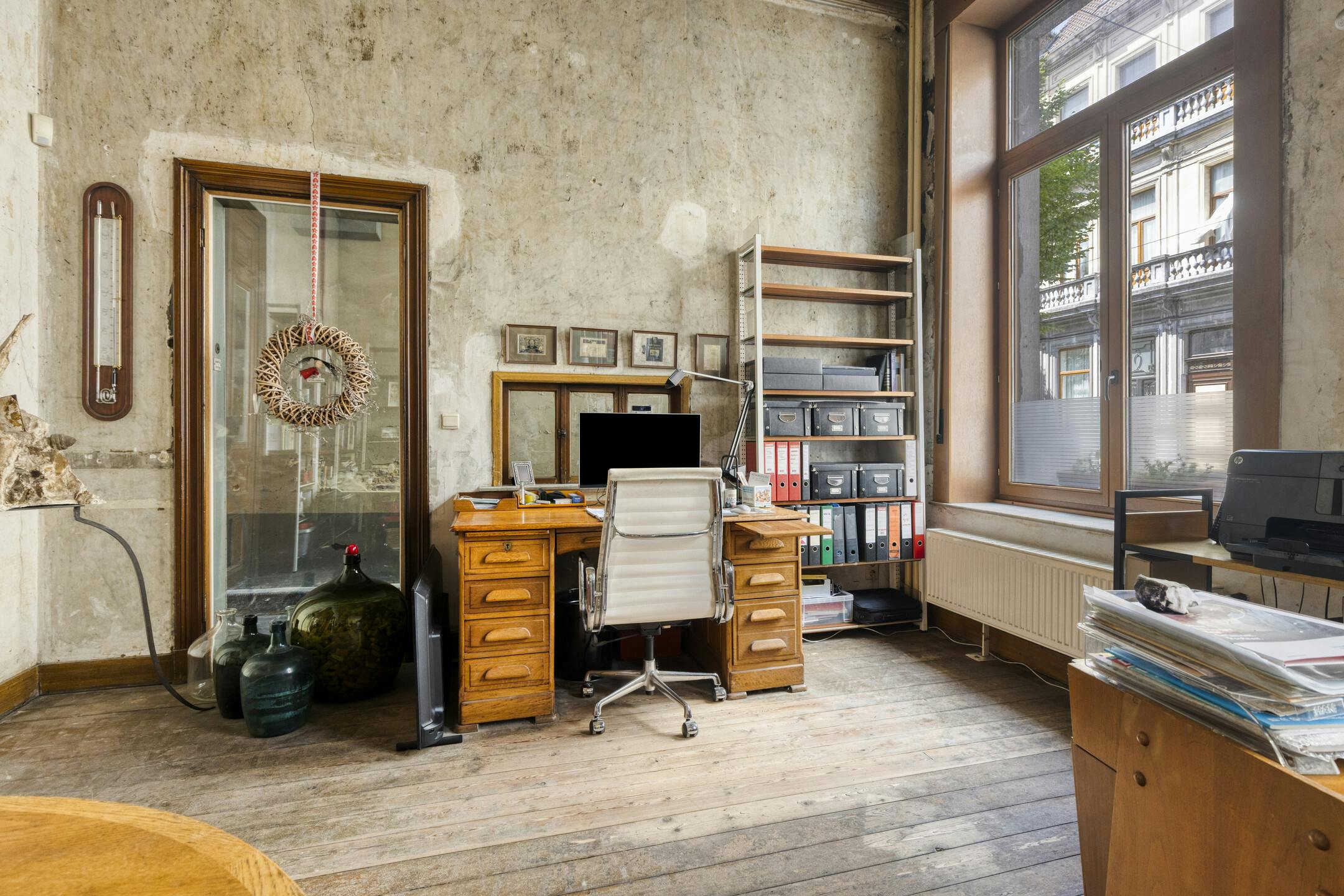 Prachtig herenhuis met stadstuin te koop! foto 24