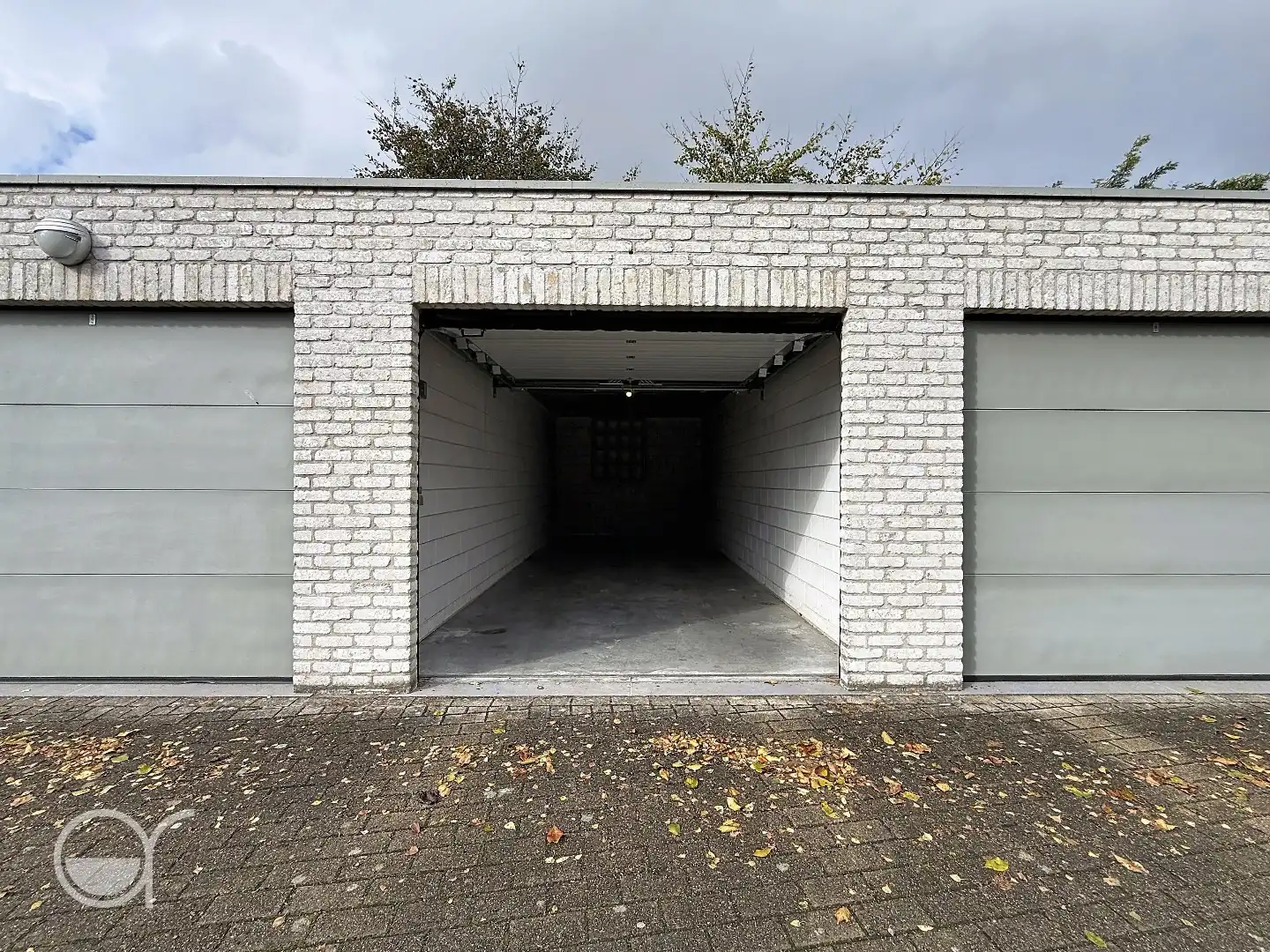Lichtrijk duplexappartement met 2 slaapkamers, terras, garagebox én staanplaats foto 14
