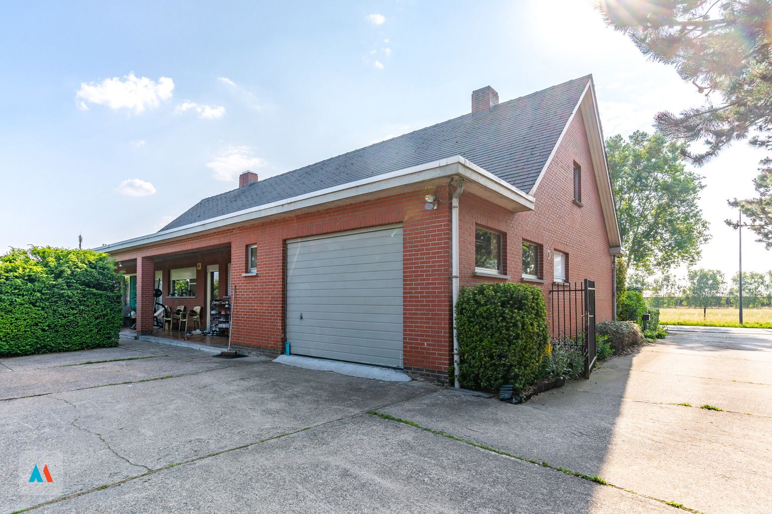 Vrijstaande woning met stal  foto 19