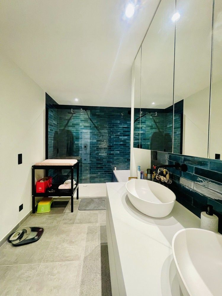Smaakvol gerenoveerde villa met zwembad en poolhouse foto 12