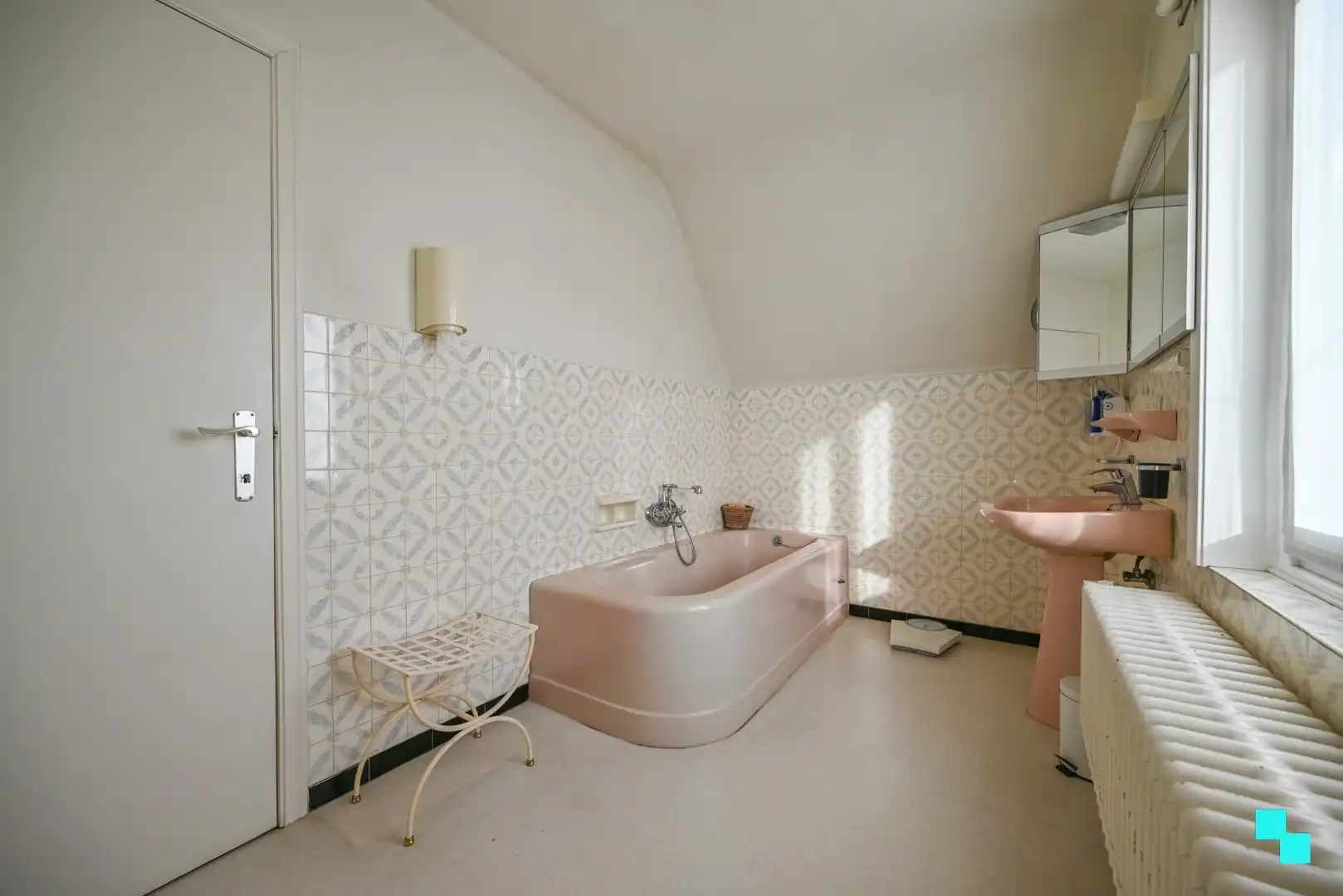 Karaktervolle villa met zonnige tuin/bijgebouw en unieke charme foto 21